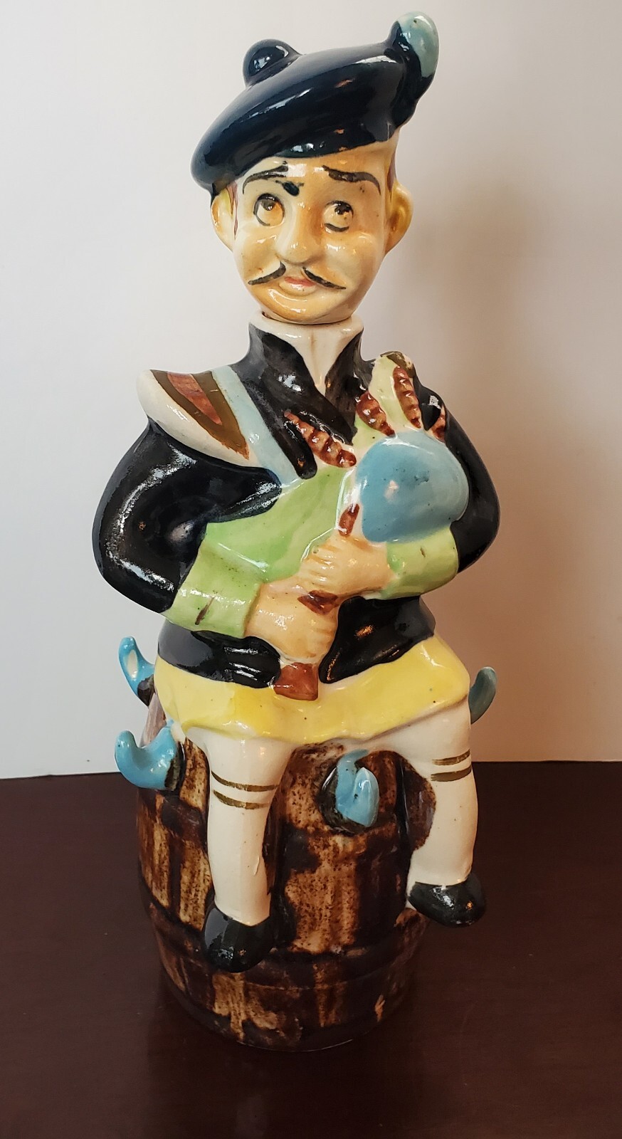 Vintage 60\'s Scotsman On Barrel Scotch Decanter Hding Bagpipe Made In Japan 11\