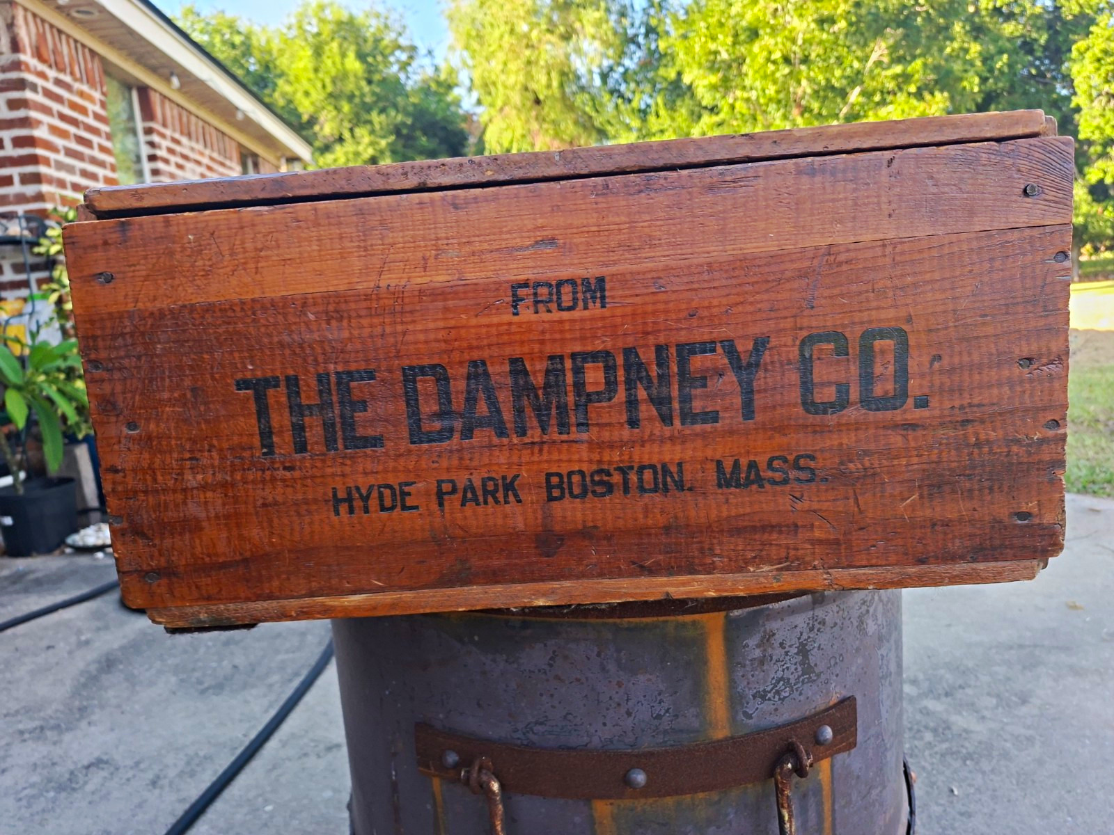 The Dampney Co. Vintage Wooden Shipping Crate Hyde Park Boston Advertising Nice