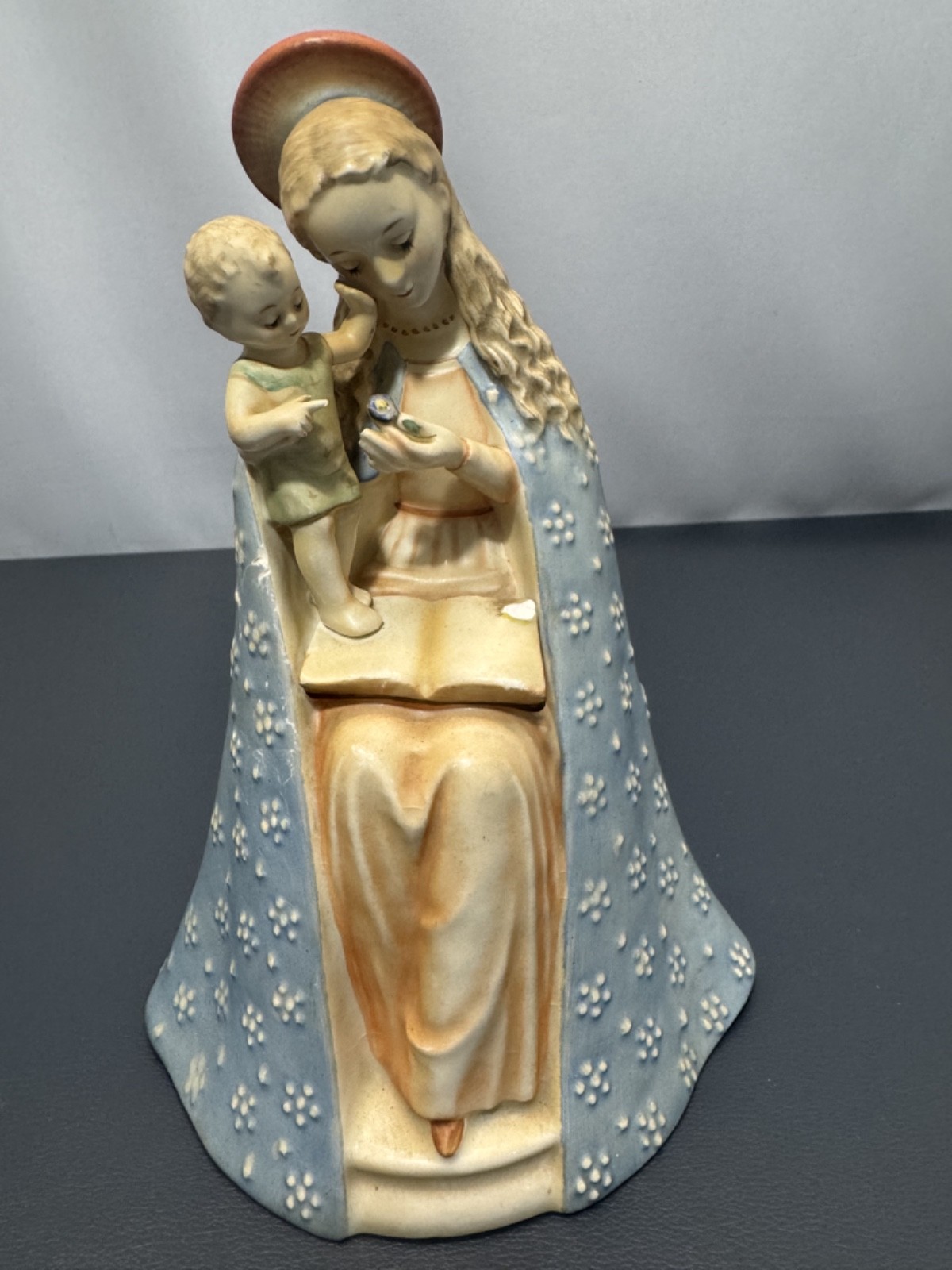 Vtg M.I. Hummel Goebel FLOWER MADONNA 8 1/4\