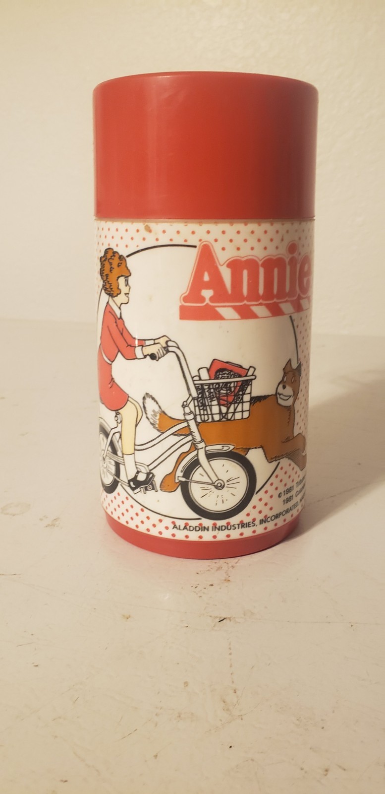 Annie Vintage Aladdin Brand Thermos  1981