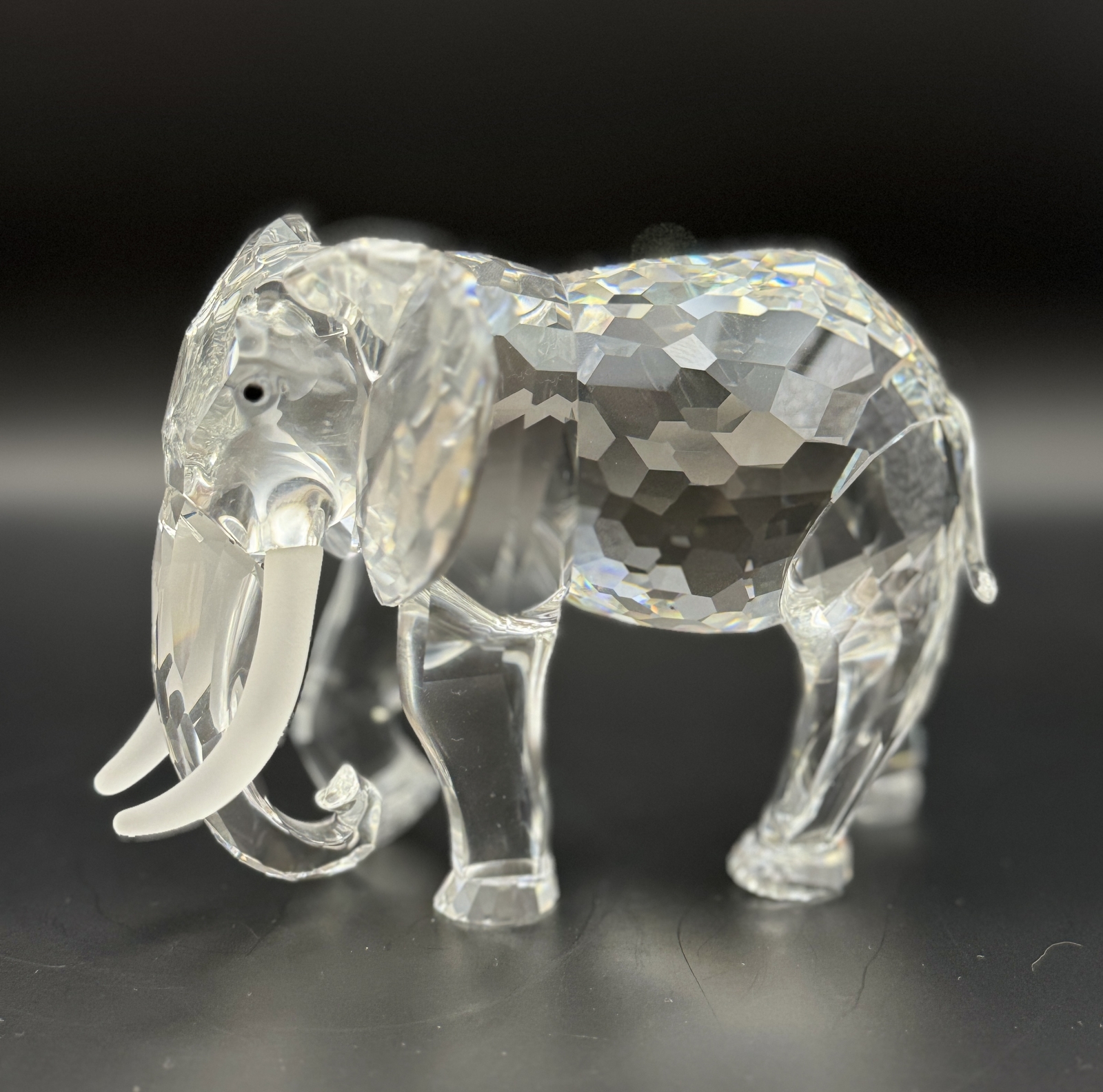 Swarovski Inspiration Africa The Elephant Figurine SCS 1993 Retired Crystal