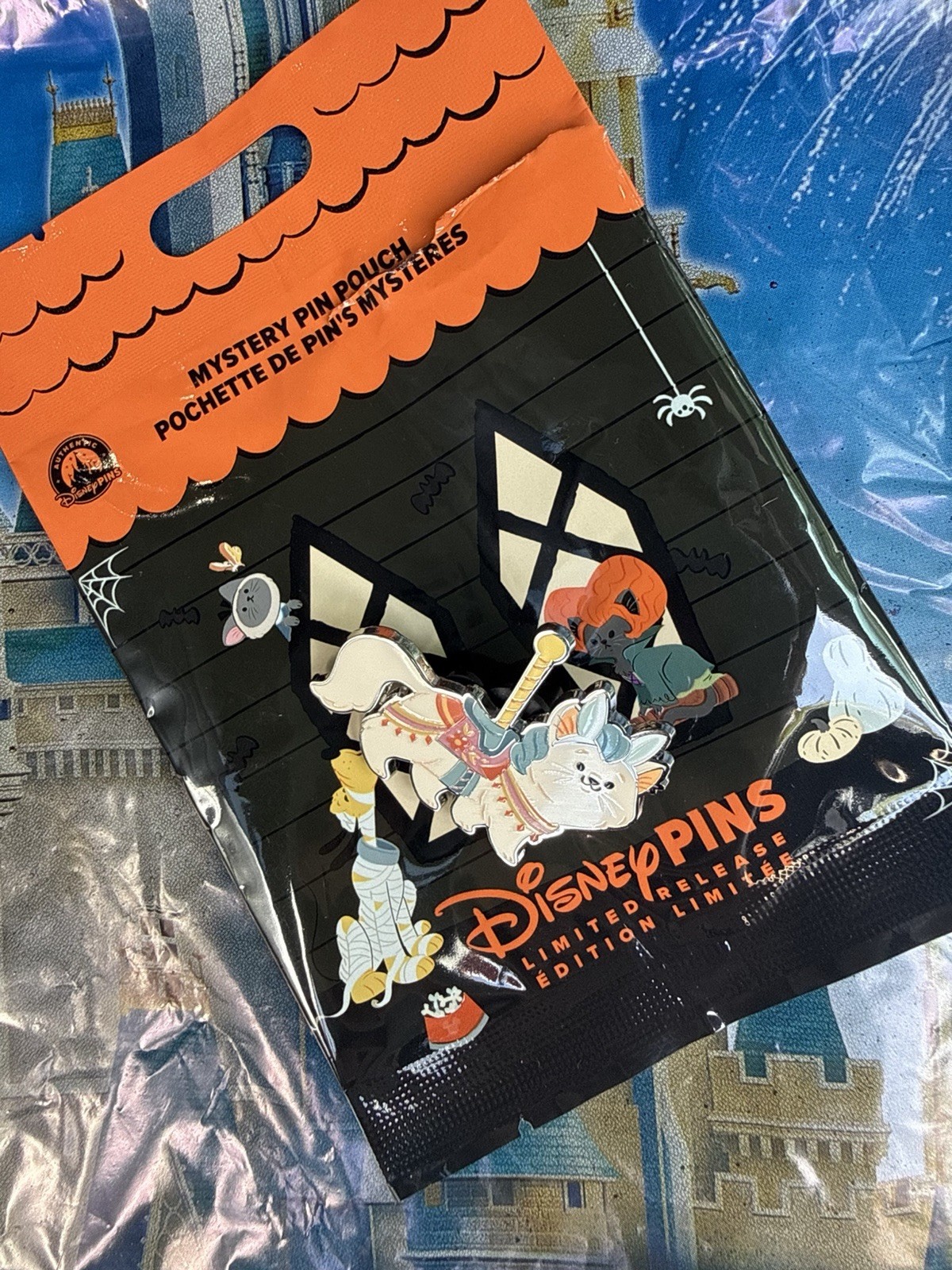 Disney Parks 2026 WDW Dog & Cat Halloween Costume Cat Pin