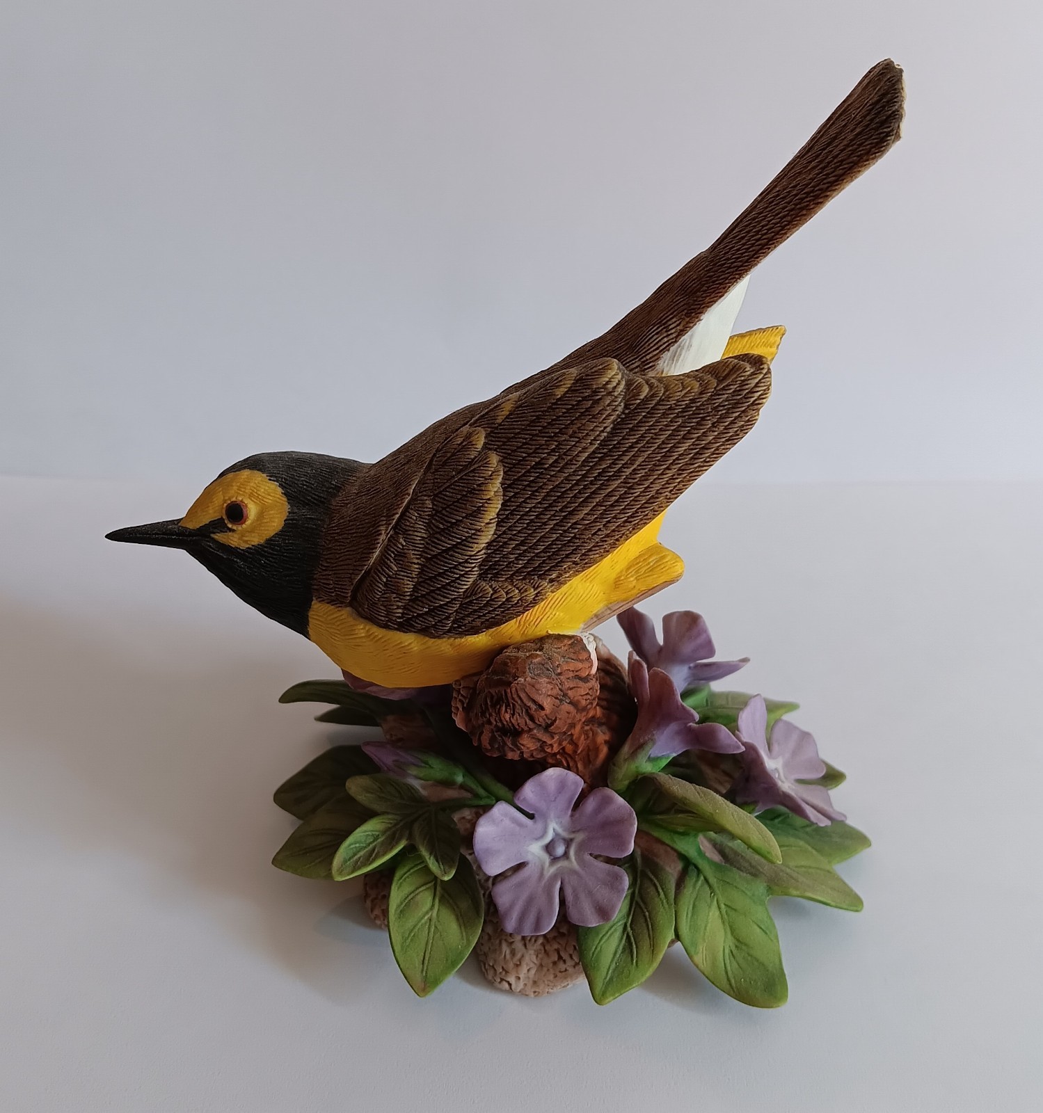 Hooded Warbler Bird Figurine 1997 Lenox - The Garden Bird Collection