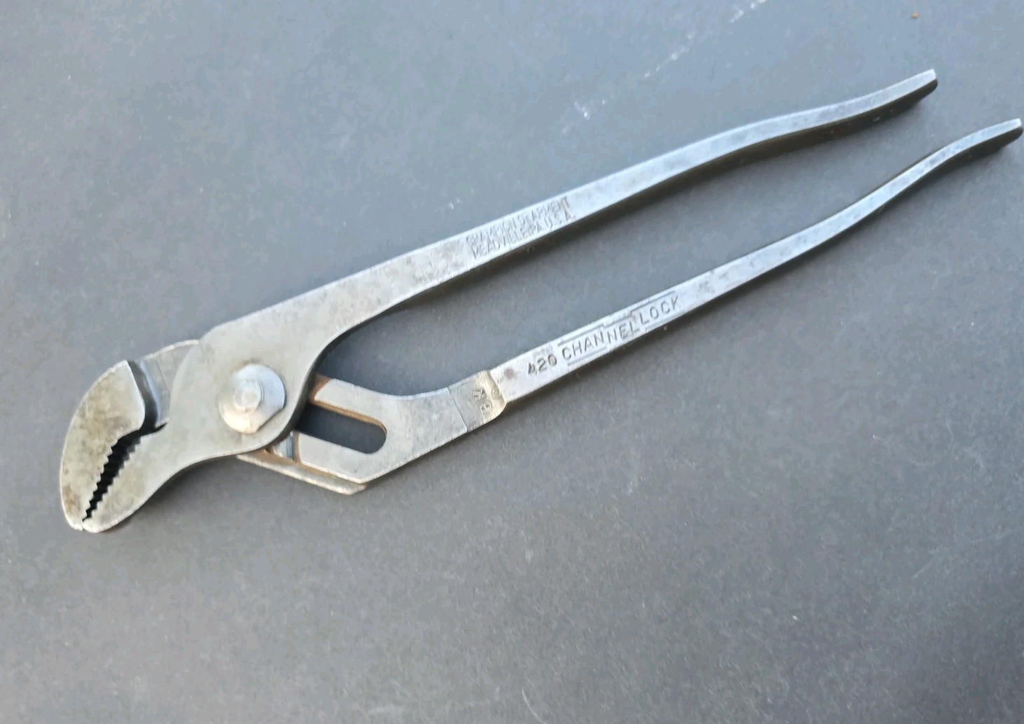 VTG Channellock Tools 420 9.5\