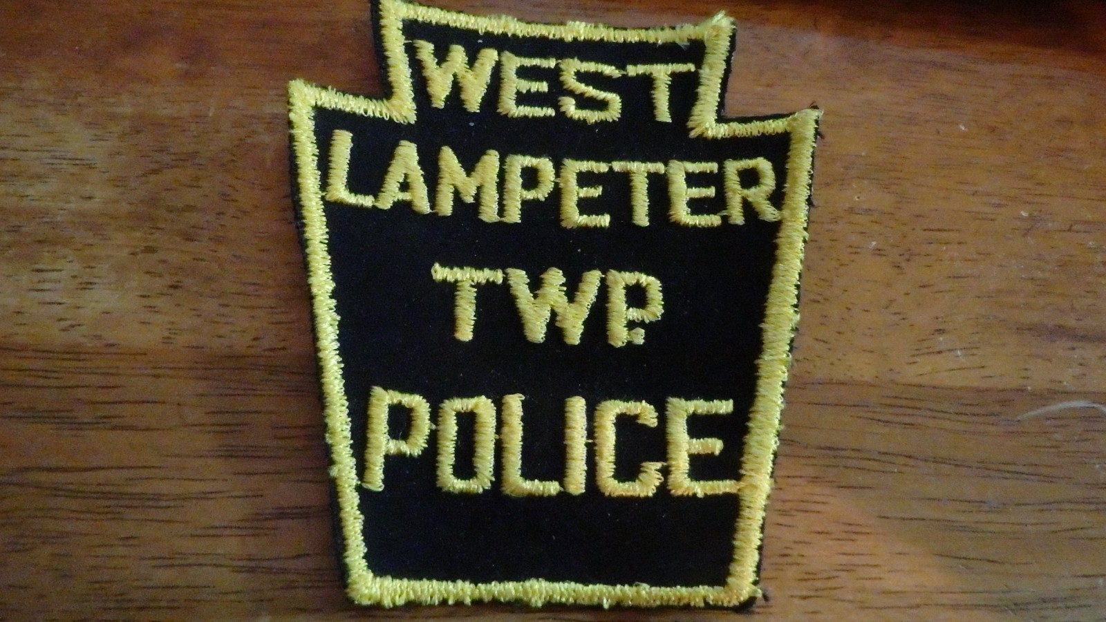 VINTAGE WEST LAMPETER TWP PENNSYLVANIA COLLECTIBLE VINTAGESHOULDER PATCH  BX G16