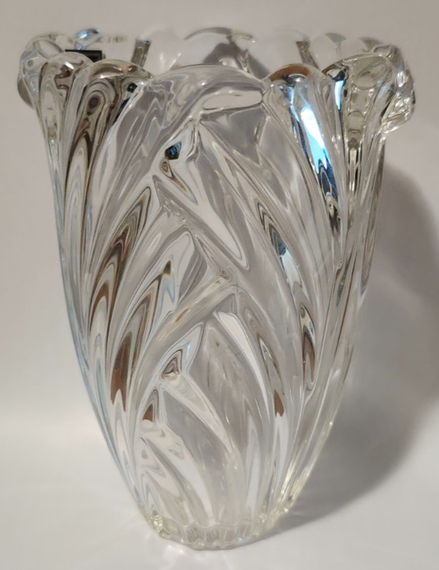 Vintage Mikasa Germany Heavy Lead Crystal Clear Swirl 6.25\