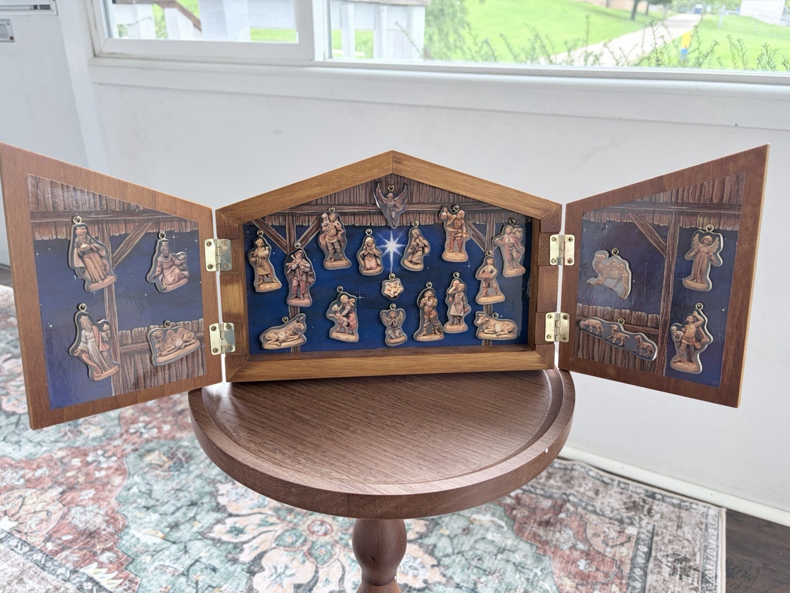 Vintage 1993 Fontanini Advent Calendar Nativity Set Wooden Stable 24 Ornaments