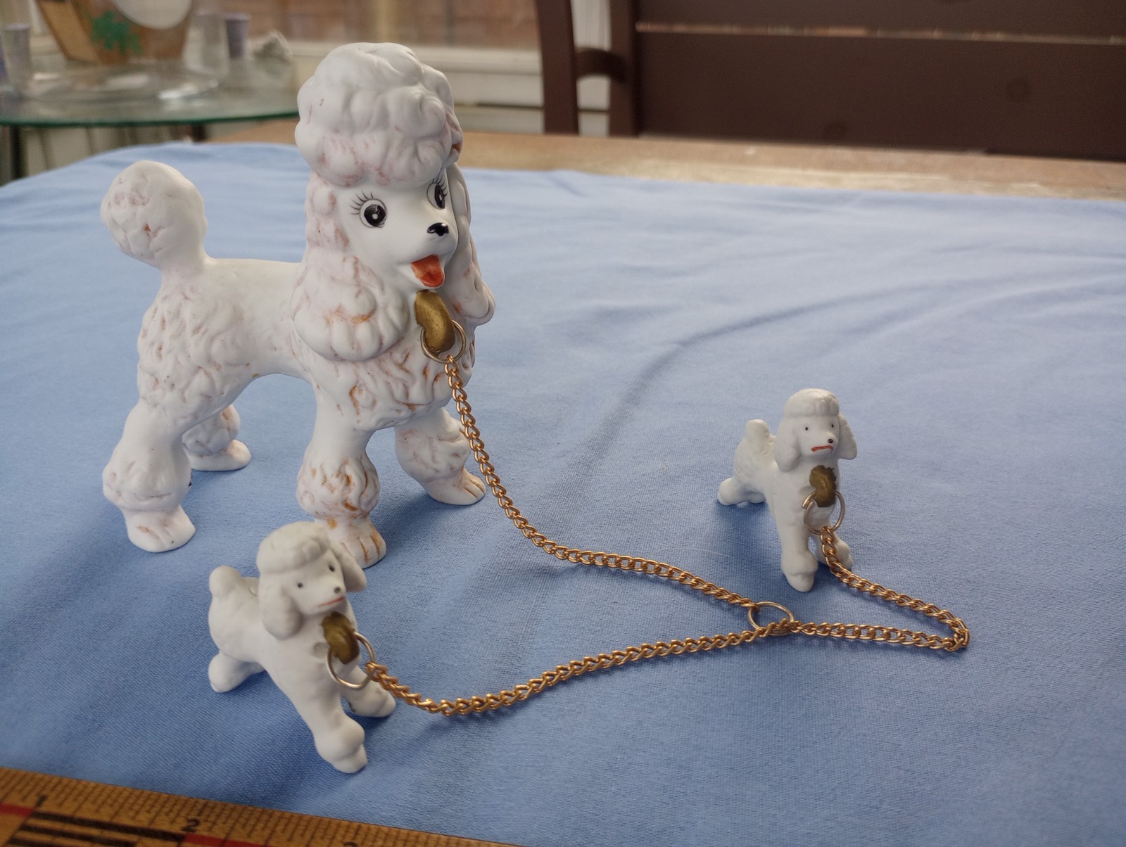 Vintage White Ceramic Poodle Family Figurine Mother & 2 Pups on chain