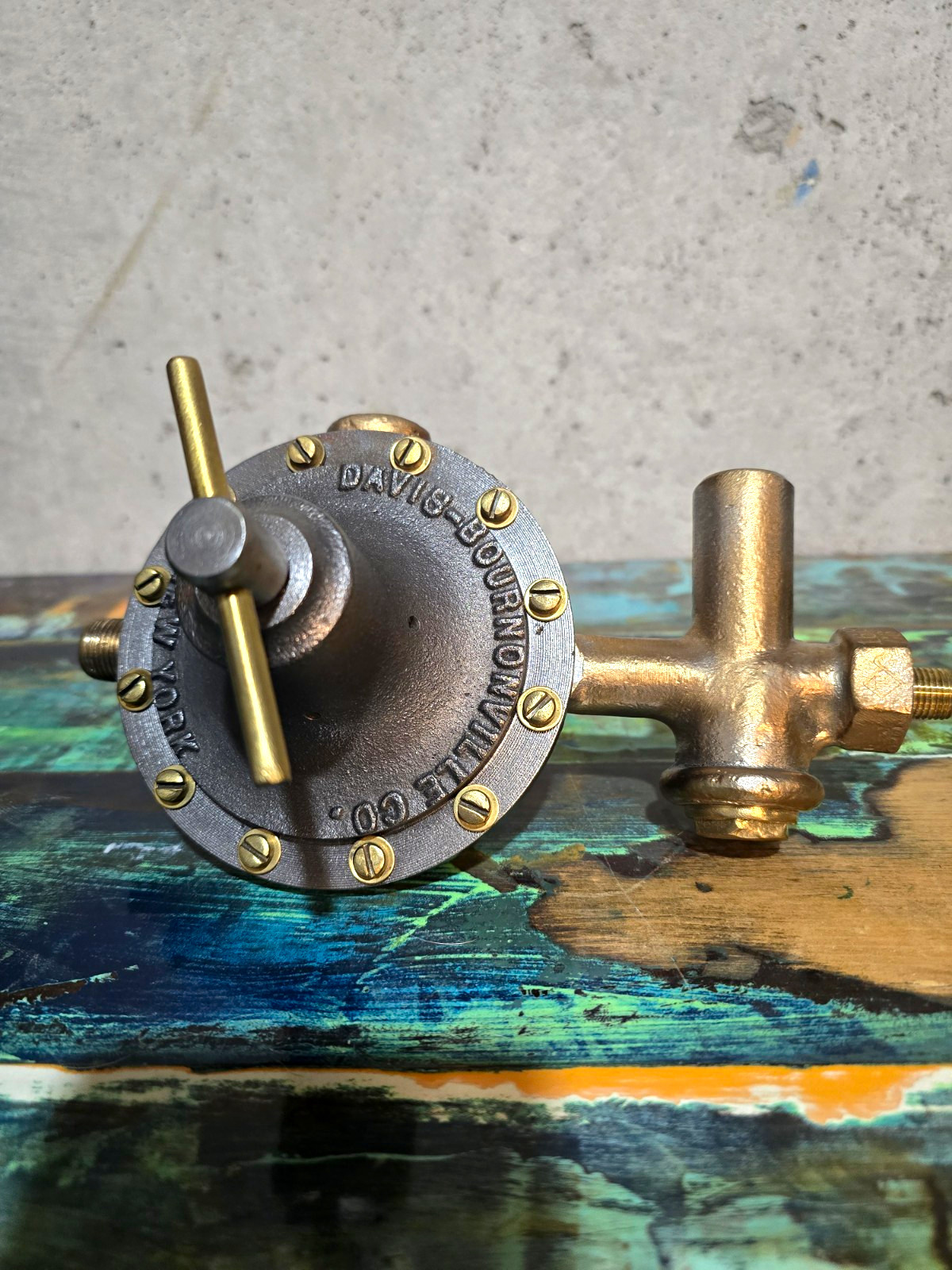 Vintage Davis-Bournonville Co. New York Regulator Cast Iron/Brass Body *Antique*