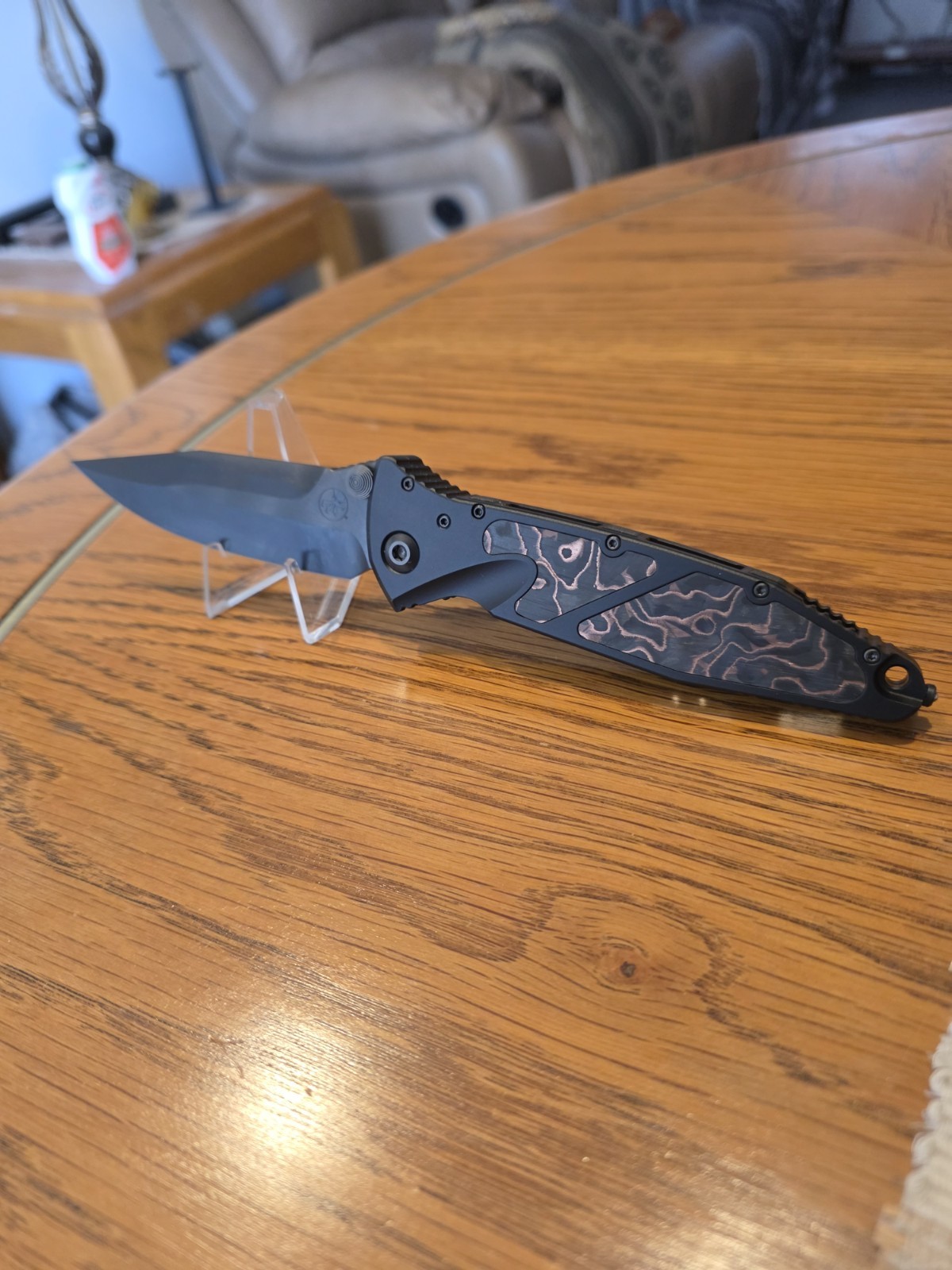Microtech Socom elite Spearpoint DLC, Copper Carbon Fiber used 