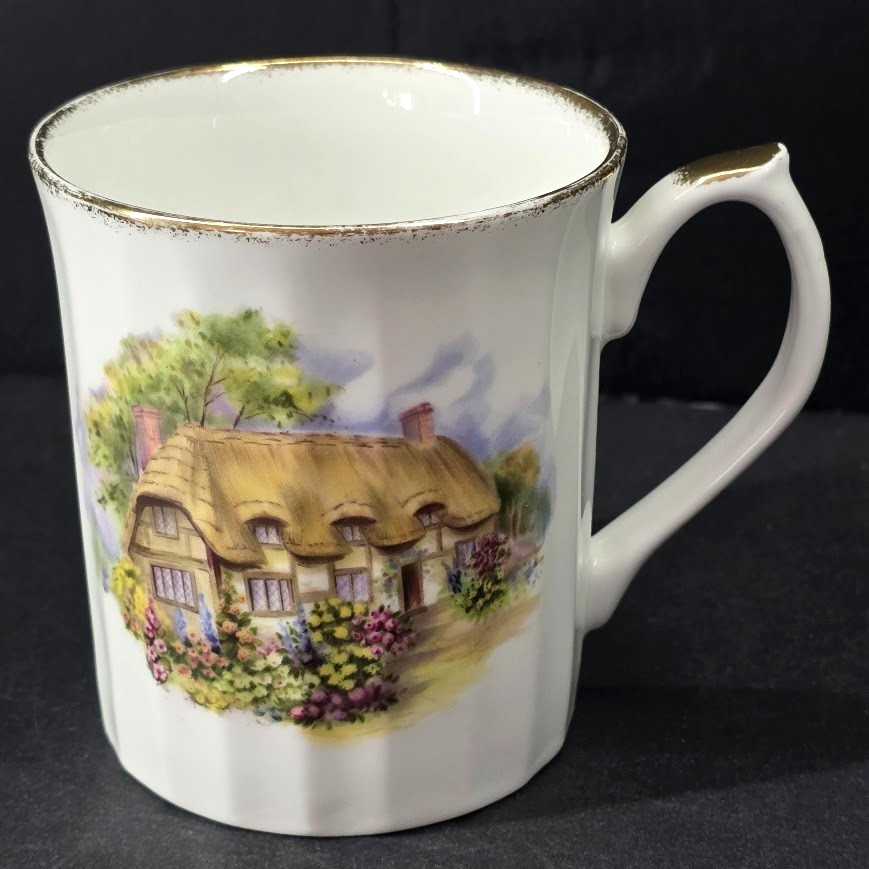 Vintage Elizabethan Coffee/Tea Cup Hand Decorated Fine Bone China Cottagecore