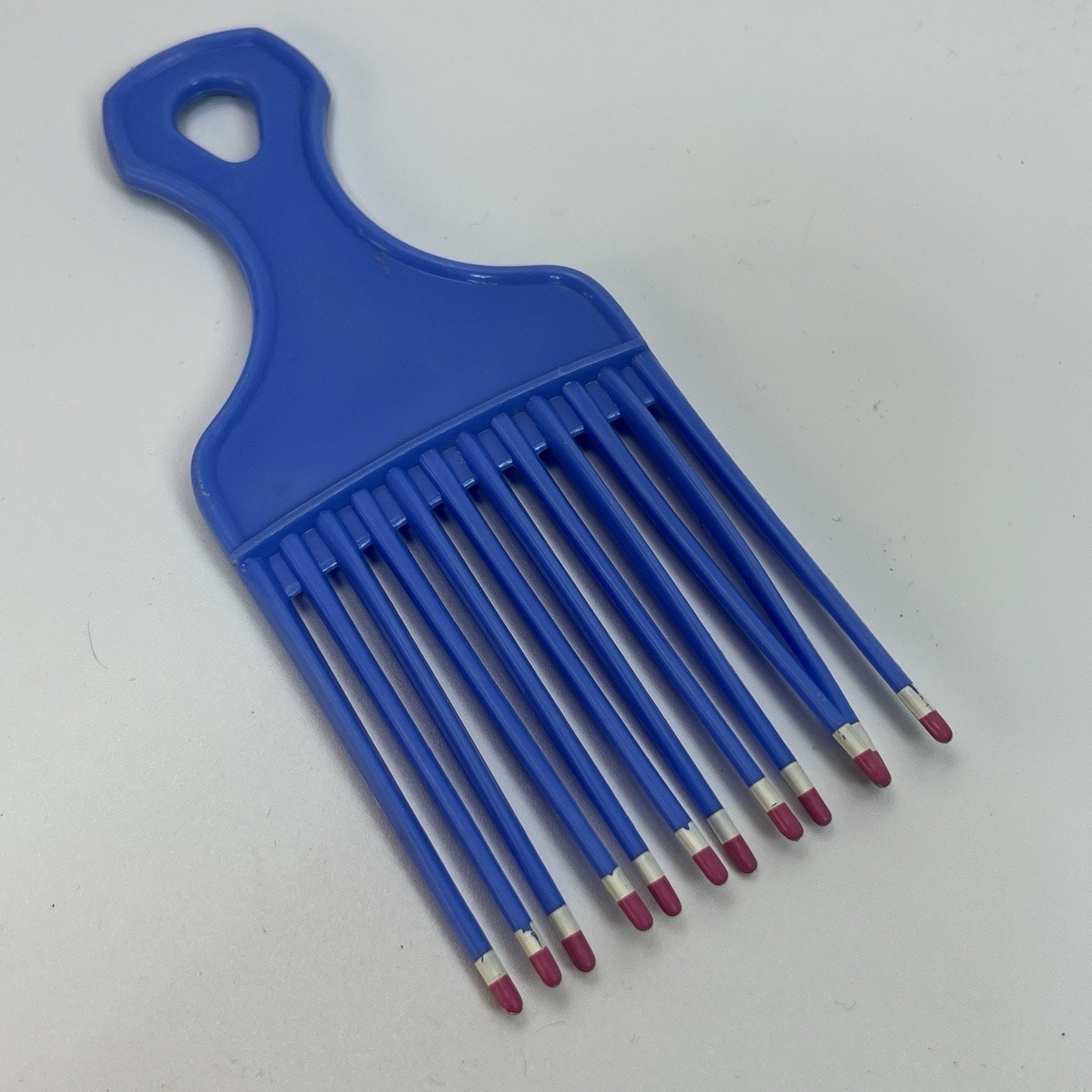 Vintage 1980s USA Patent 4345608 Color Dip Hair Pick Lift Comb Blue White 6.5”