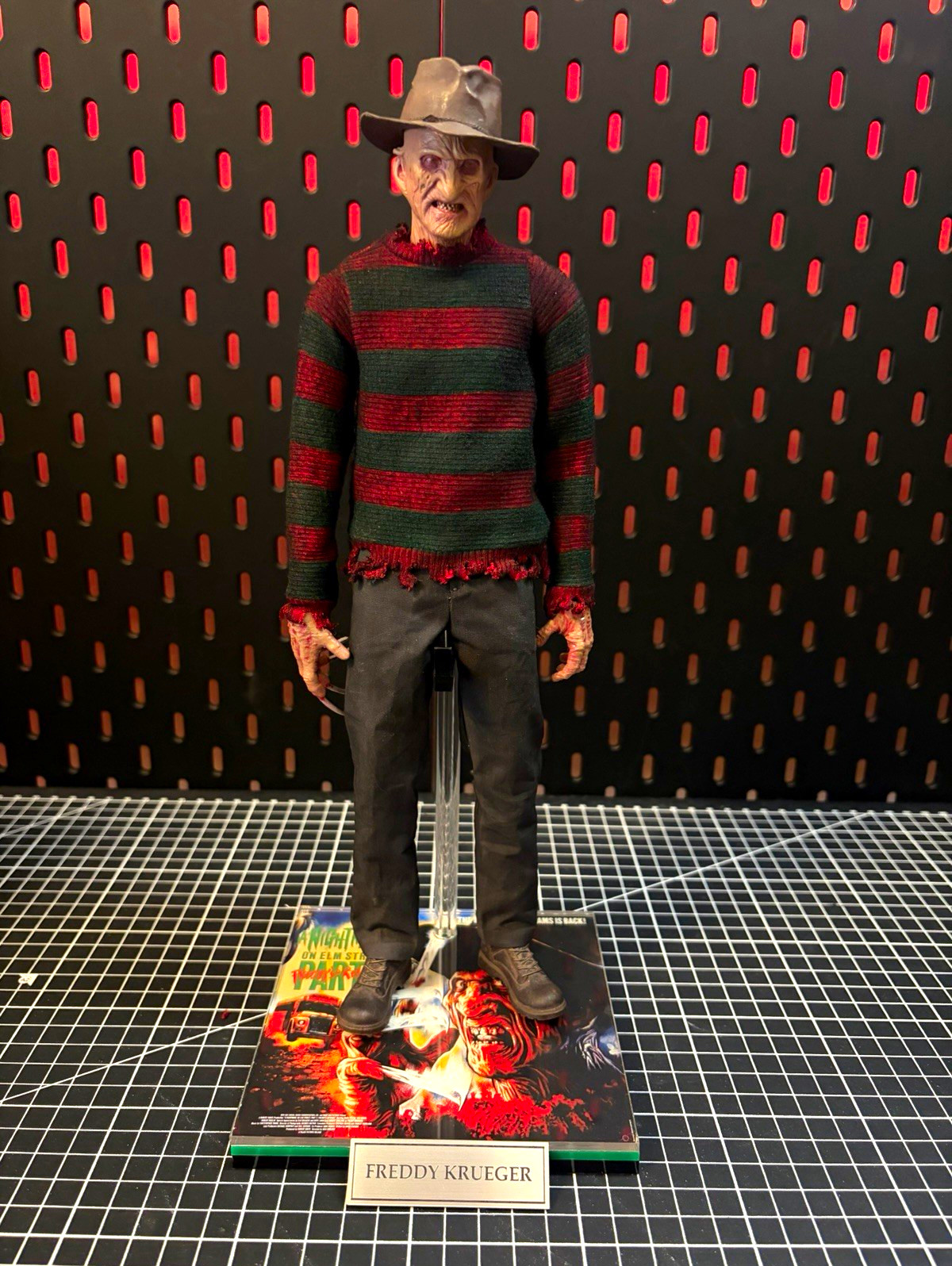 Custom 1/6 Freddy Krueger Freddy’s Revenge Part 2 Horror Figure Custom 1/6 Freddy Krueger Freddy’s Revenge Part 2 Horror Figure
