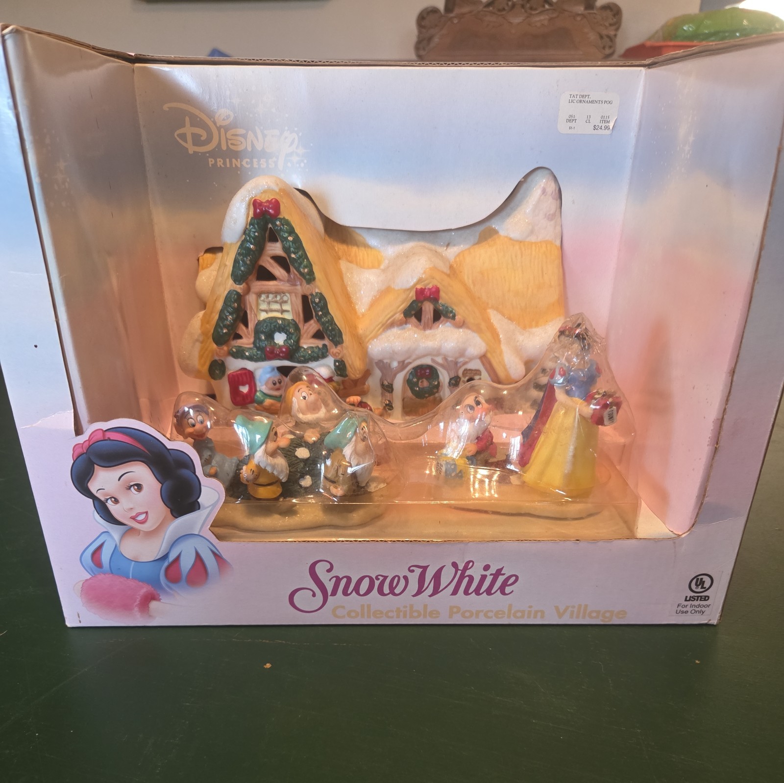 Disney Princess Snow White 2003 Brass Key Collectible Porcelain Village