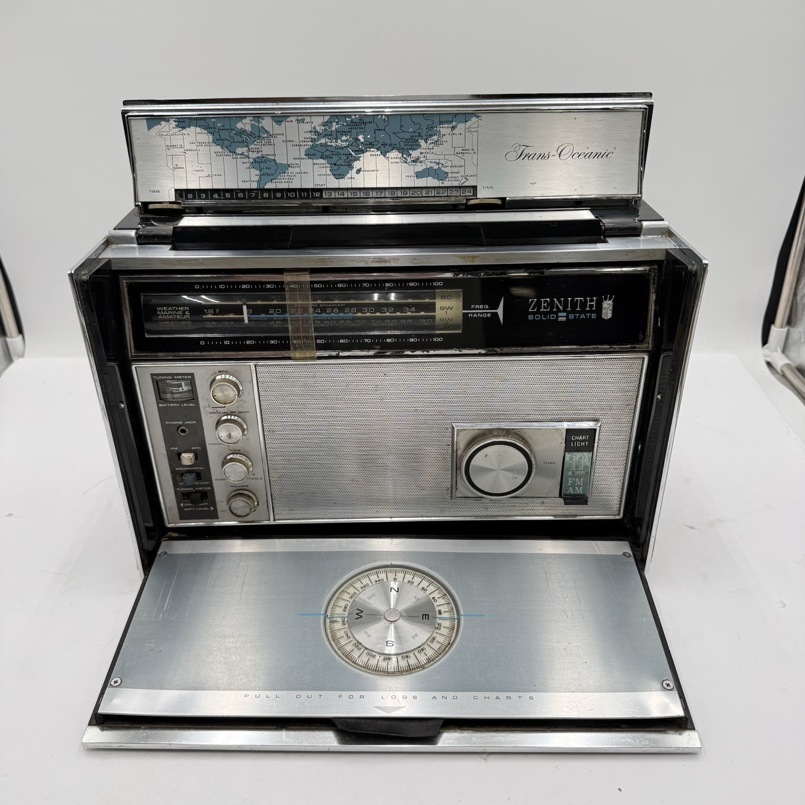 E1 Zenith Solid State Trans Oceanic Royal D7000 11 Band Radio Vintage 1968-1971