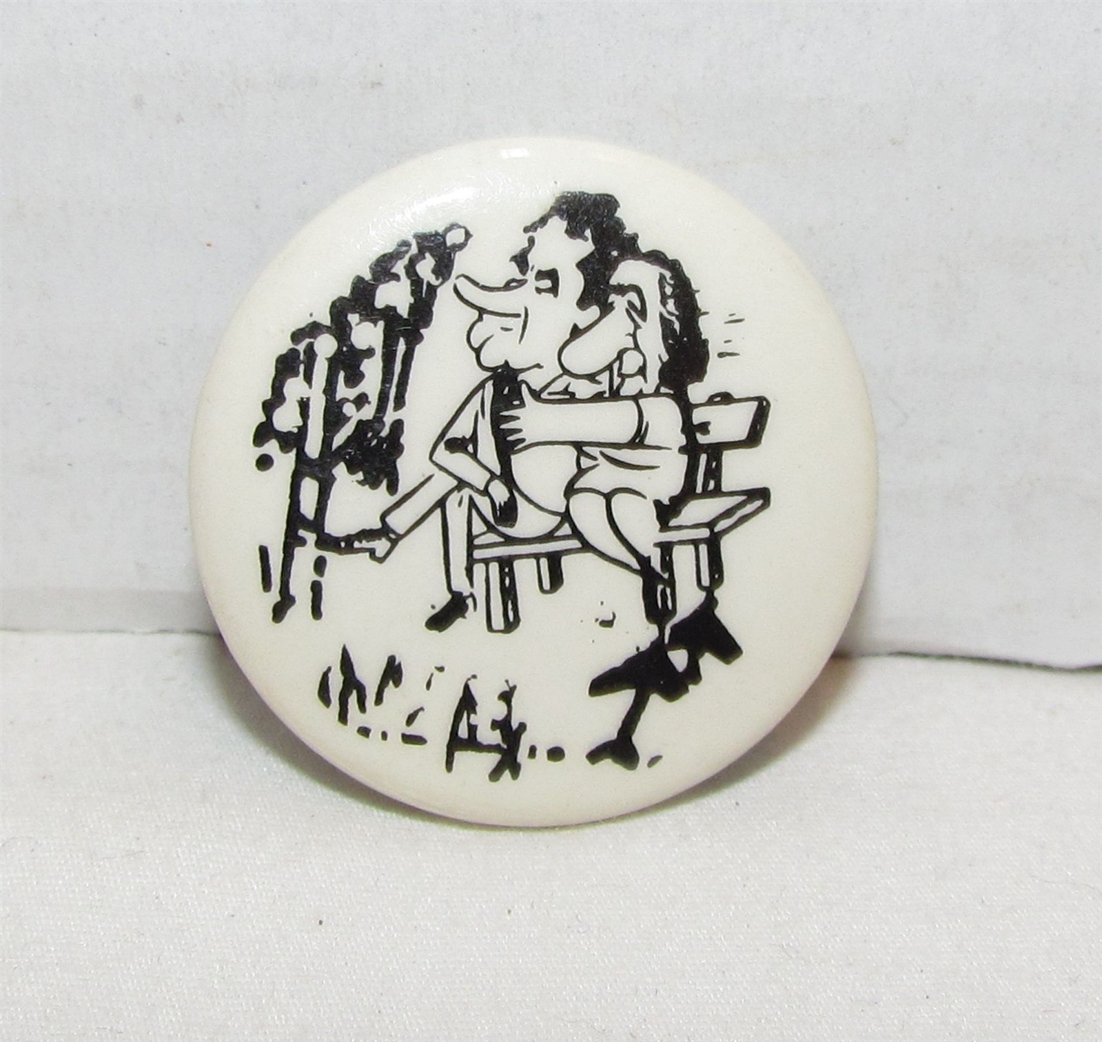  President Nixon and Golda Meir Pinback Button