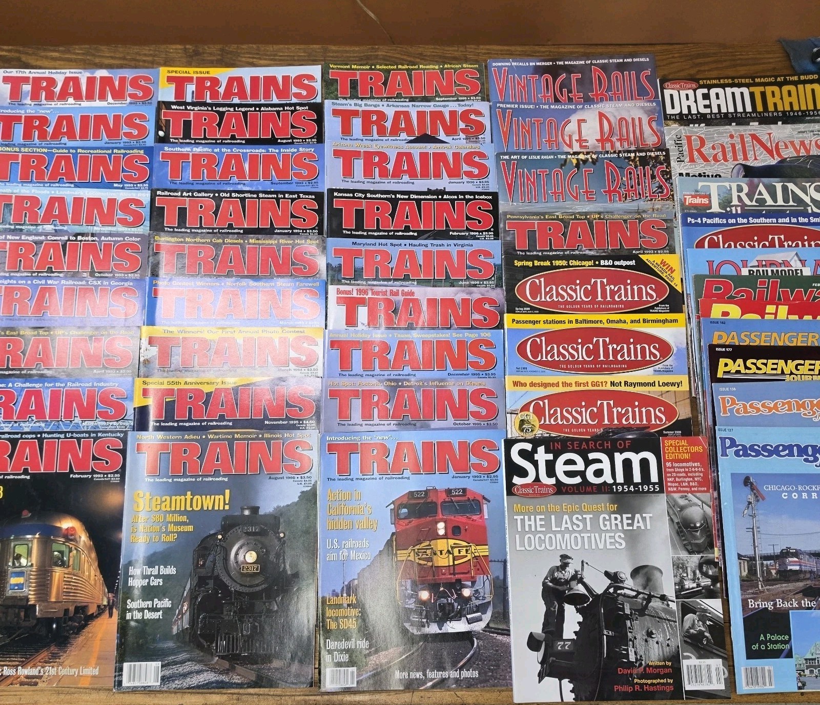 Vintage LOCOMOTIVE RAILROAD Train Magazines HUGE Lot Of 46 • VG/LN 1980s/1990s Vintage LOCOMOTIVE RAILROAD Train Magazines HUGE Lot Of 46 • VG/LN 1980s/1990s