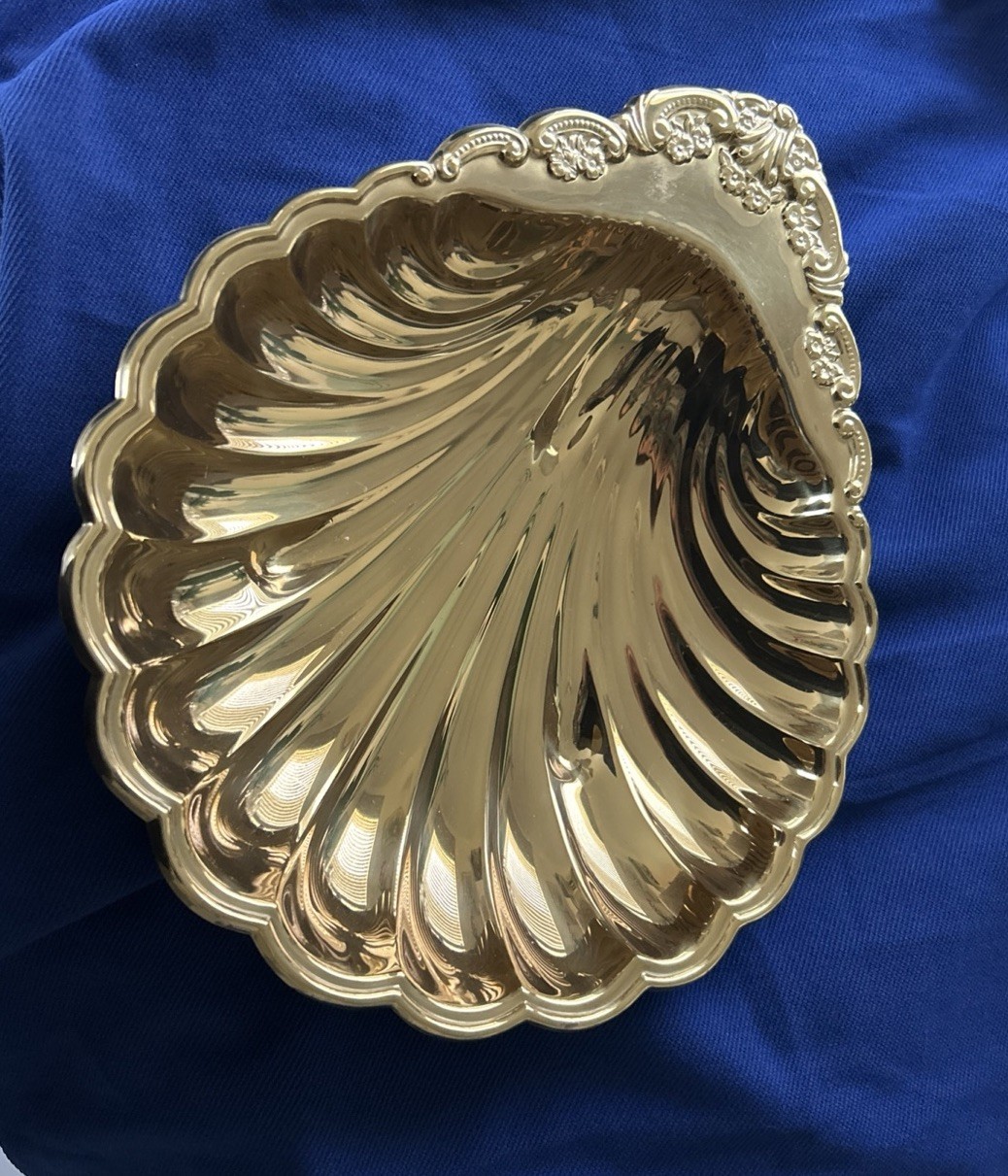 Vintage Regency Brass Clamshell Server Bowl By Taunton Silversmiths Ltd. EUC