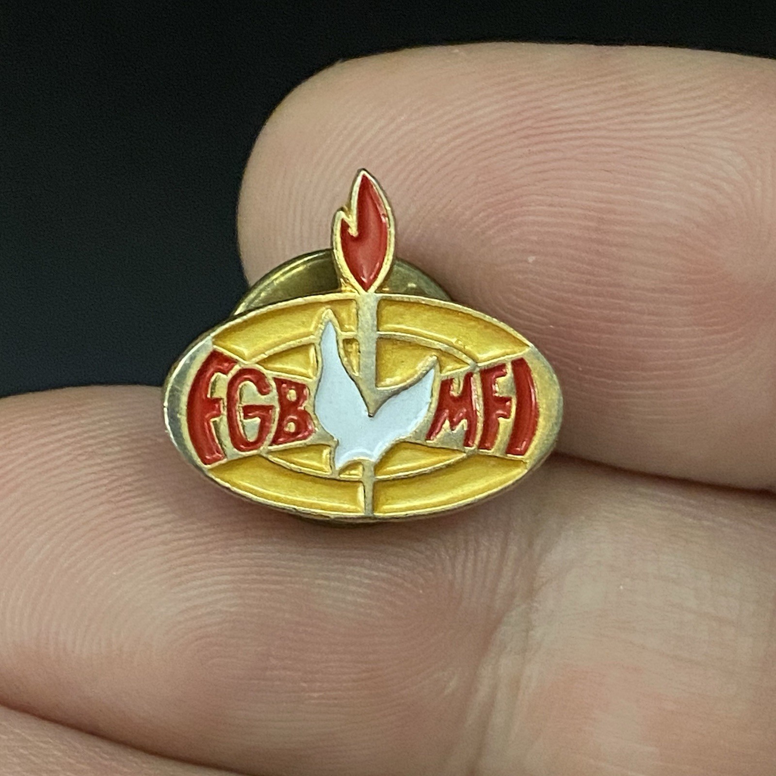 Vintage Fgb-Mfi Full Gospel Business Men\'s Fellowship International Lapel Pin