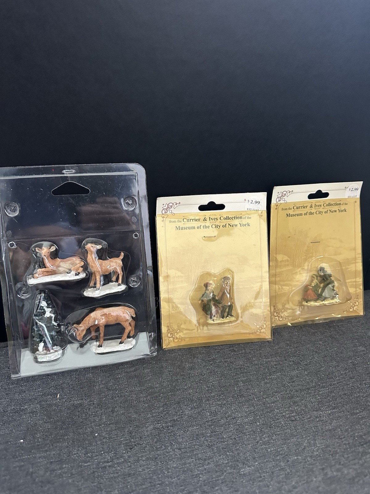 Currier & Ives Village Accessories Lot Deer Skaters Winter Figures 2002 New