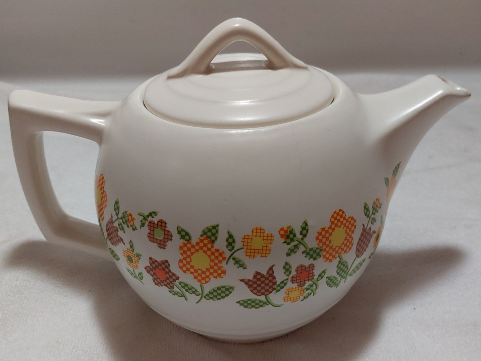 VTG 1970s McCoy Pottery #140 