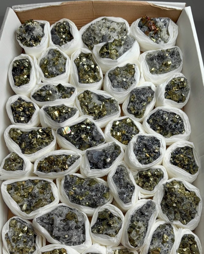Quartz, Pyrite, Sphalerite & Galena Mineral Lot – 40 Pieces