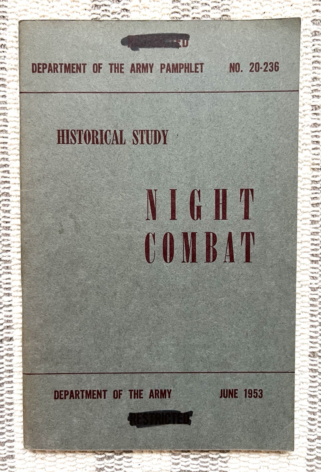 VINTAGE 1953 KOREAN WAR ERA NIGHT COMBAT PAMPHLET NO. 20-236