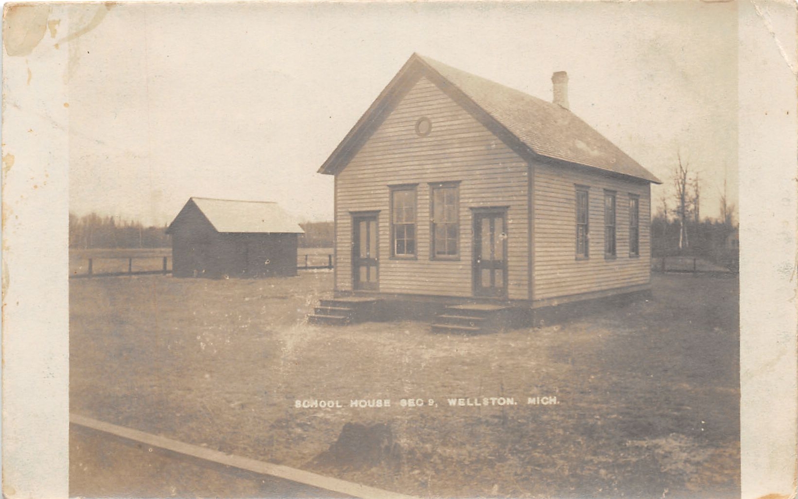 J38/ Wellston Michigan RPPC Postcard c1910s School House Sec 2 Building 220