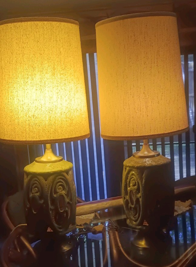 Vintage 70\'s Pair Of Table Lamps.