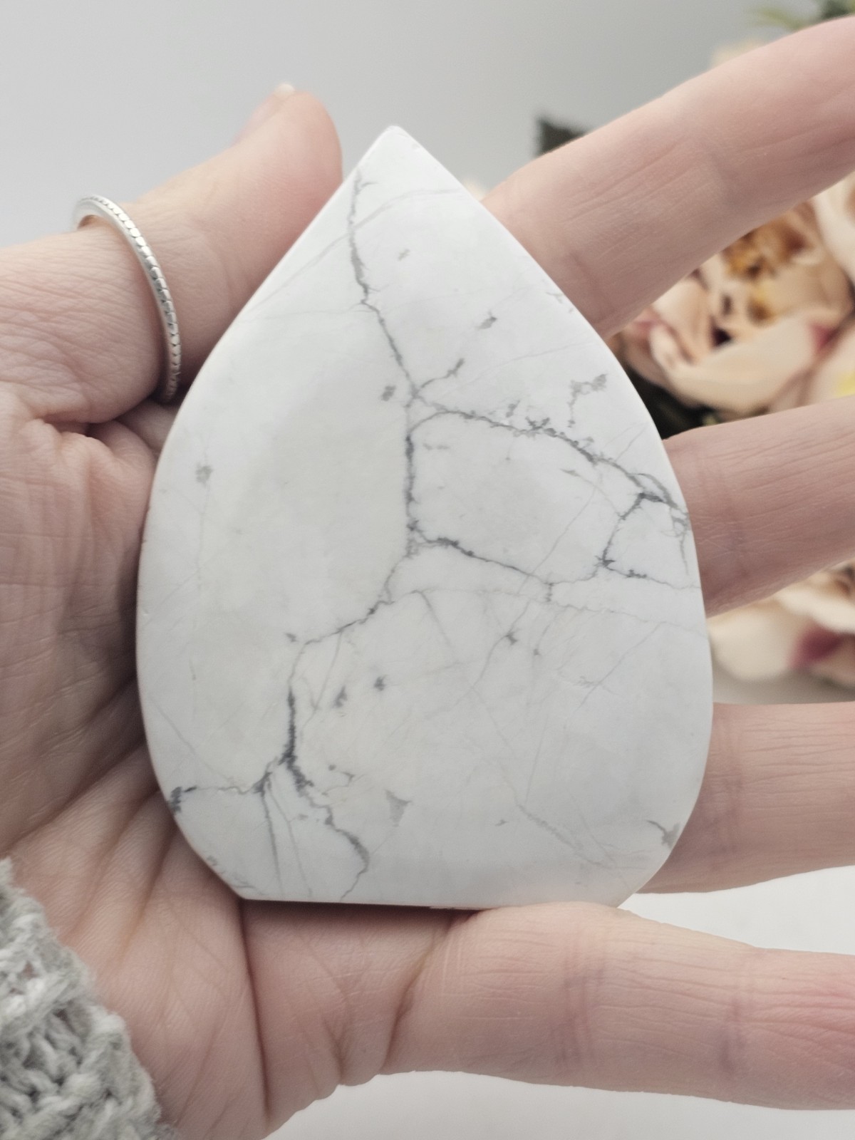 🌼SALE🌼  Howlite Freeform Point Healing purity artistic 7.4cm 84g