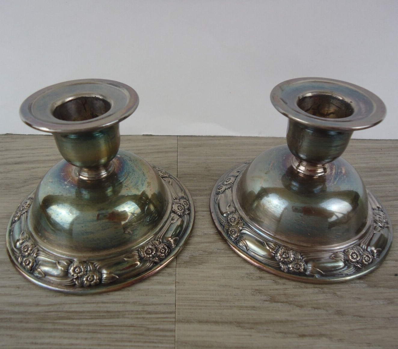 Pair VTG Oneida Embossed Floral Silverplate Candlestick Holders 2.25\