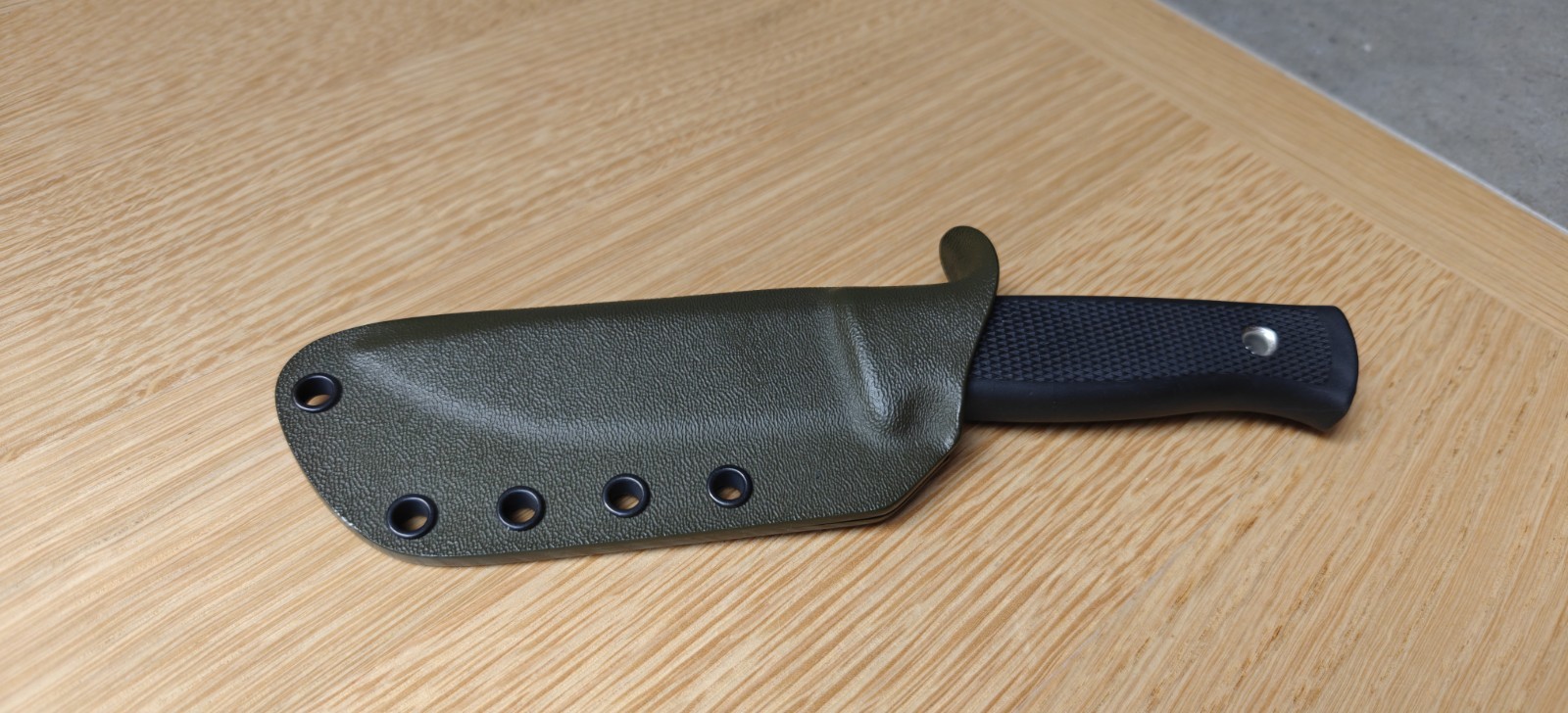 Fallkniven fixed blade F1 with VG10 blade steel w/kydex sheath Fallkniven fixed blade F1 with VG10 blade steel w/kydex sheath