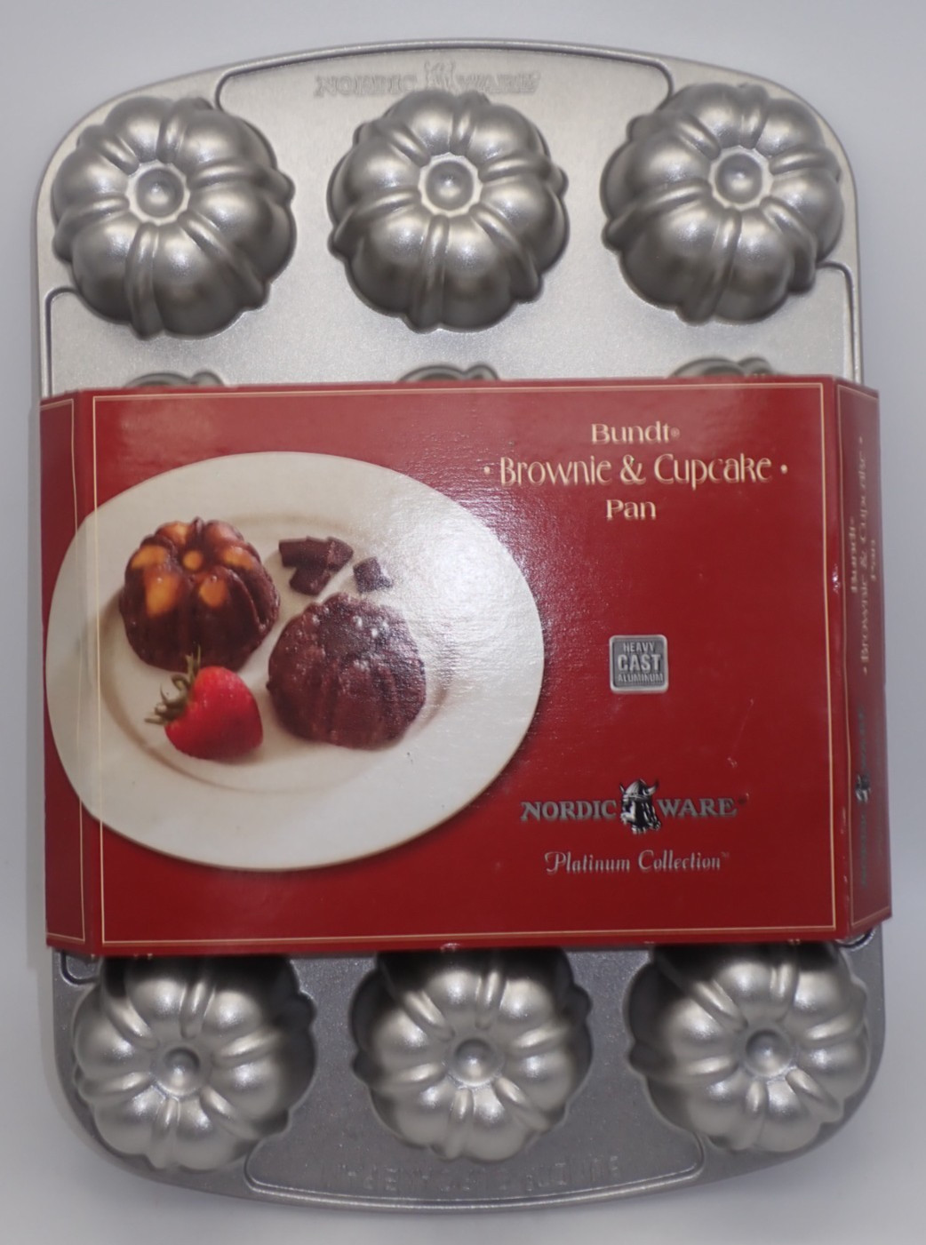 NEW Nordic Ware 12 Mini Bundt Brownie & Cupcake Pan Platinum Collection Muffins