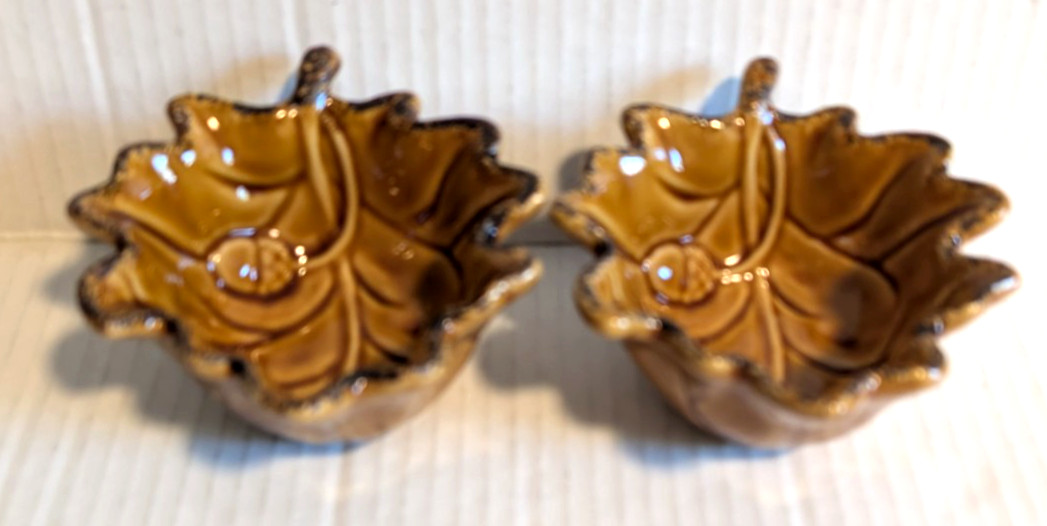 2 Pottery Barn Fall Acorn Leaf Condiment Dipping Candy Bowls Brown Glaze 5\
