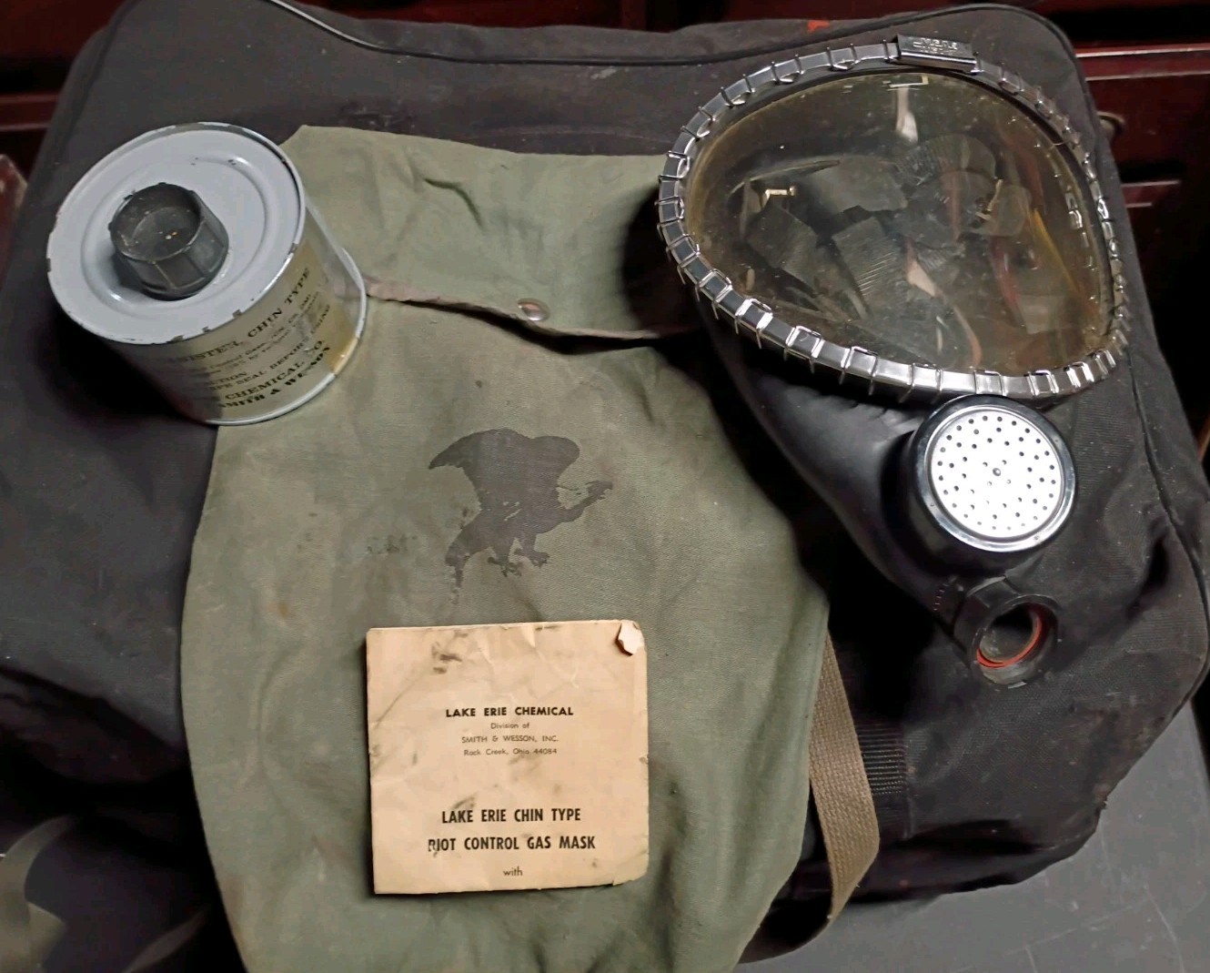 Vintage Lake Erie Chemical Riot Control Gas Mask Kit - S&W / MSA Clearvue - Co