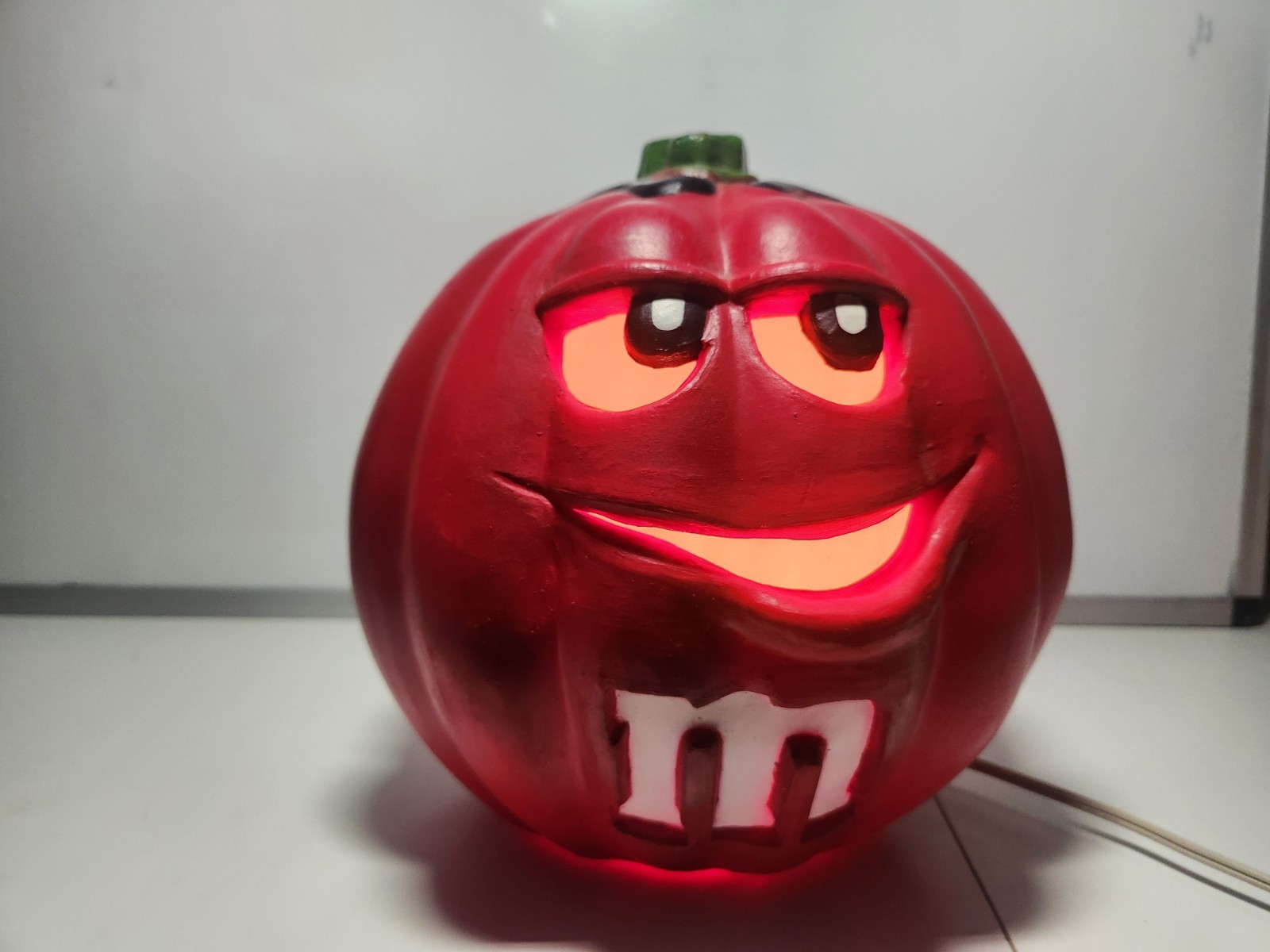 Vintage 1999 M&M's Candy Light Up Pumpkin Jack-O-Lantern Halloween Foam Mold Vintage 1999 M&M's Candy Light Up Pumpkin Jack-O-Lantern Halloween Foam Mold