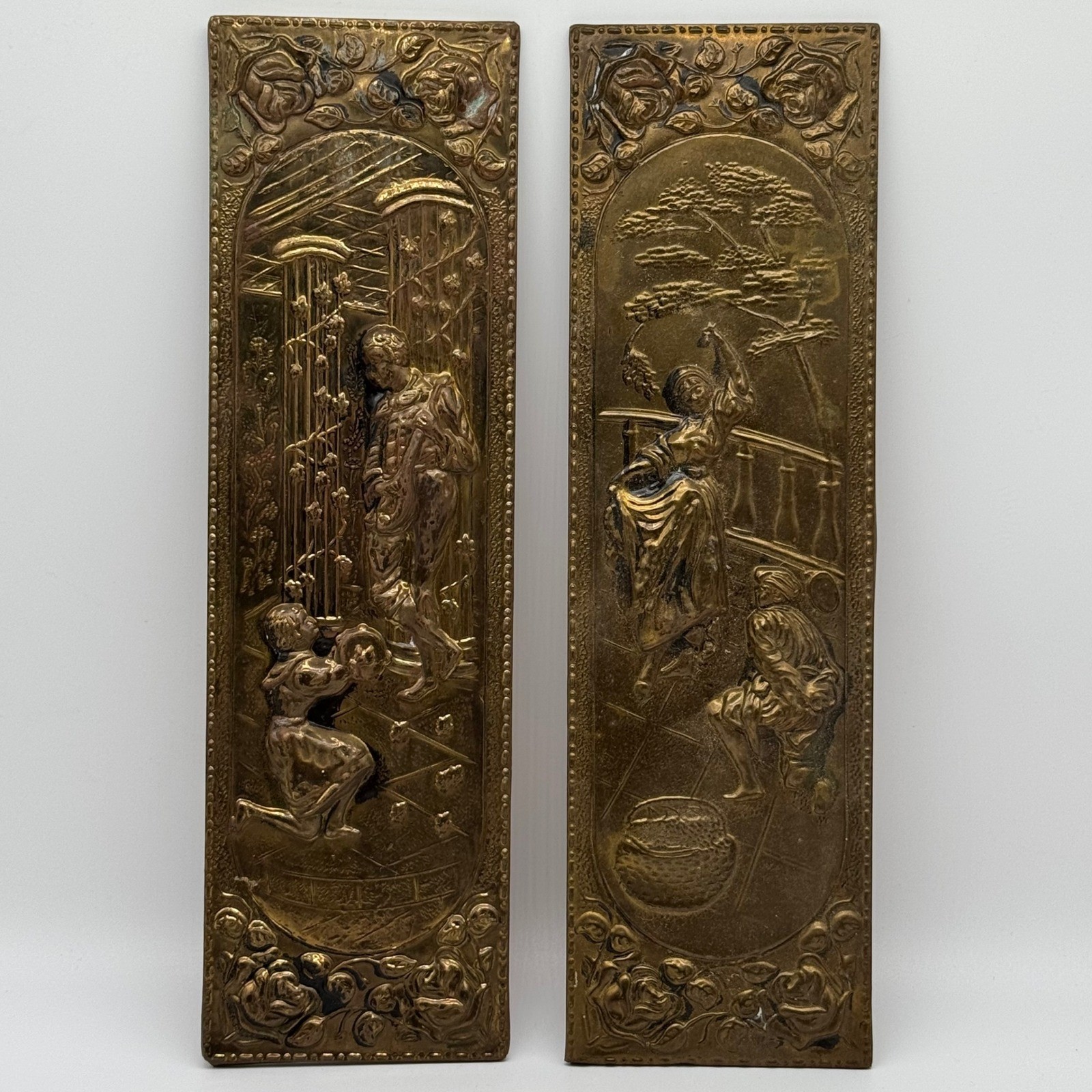 Vtg Pair World Gift Brass Wall Plaques Panels England Repousse Courtship Scenes