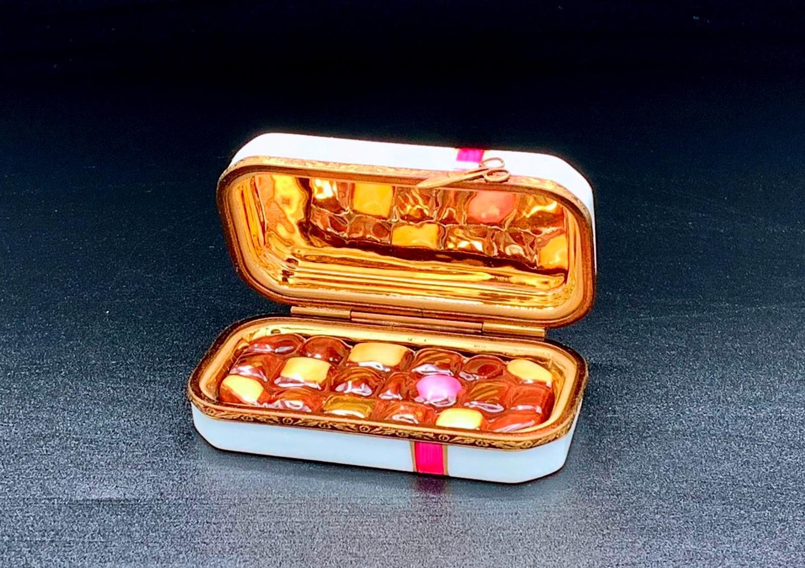 Authentic Hand-Painted Limoges Trinket Box Chocolates Gift Box w Scissors Clasp