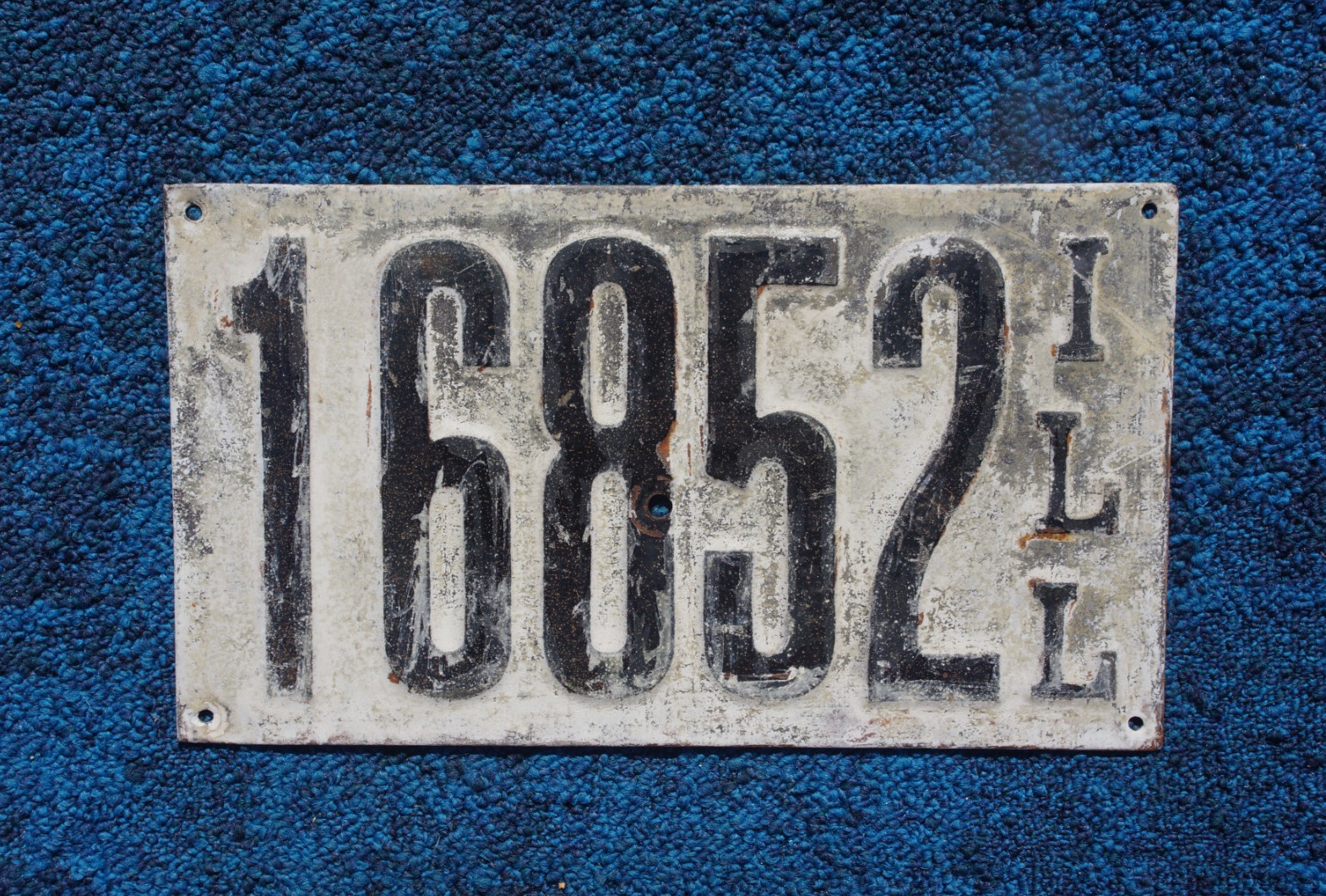 1911 Illinois License Plate