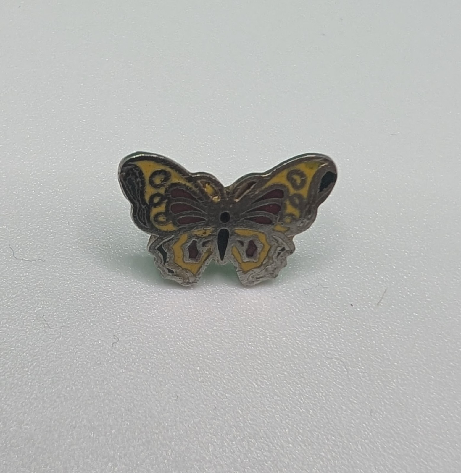 Vintage Yellow Butterfly Enamel Insect Animal Wings Silver Tone Lapel Pin
