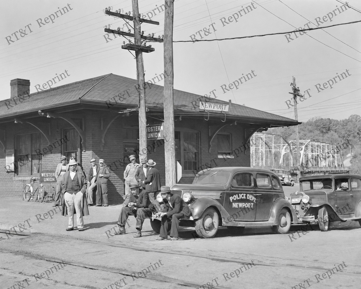 1939 Newport Tennessee Train Station Police Car Depot Historical Photo 1939 Newport Tennessee Train Station Police Car Depot Historical Photo