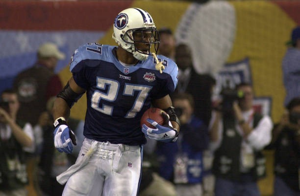 Titans running back Eddie George after a touchdown run as the St L- Old Photo