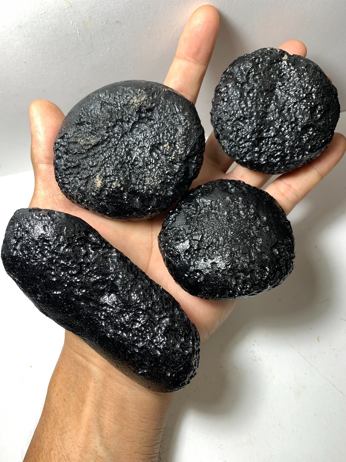 4 pcs Large Tektites Indochinite - shiny black Tektites Glass Stone Rare Genuine