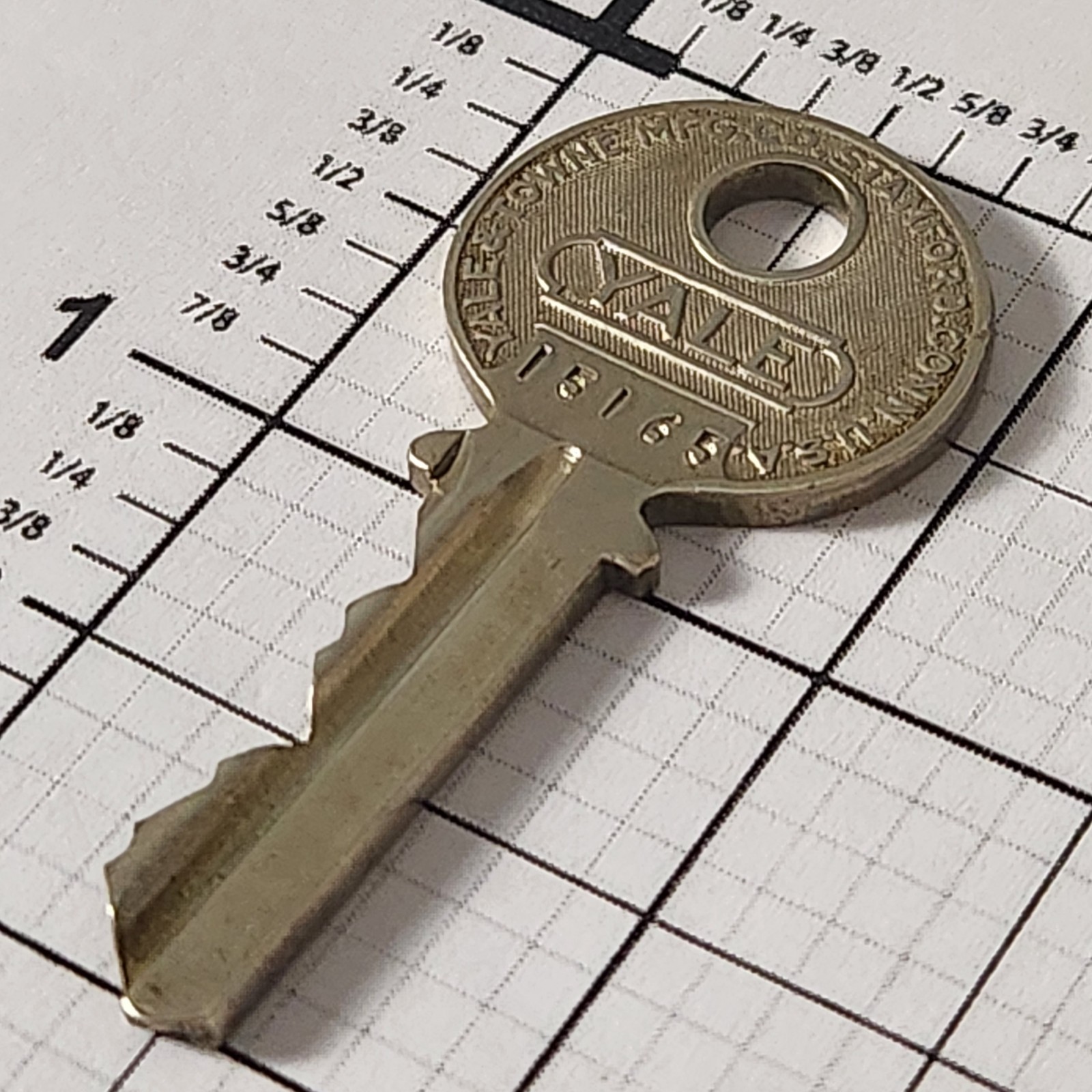 YALE & TOWNE # 15165 Original Factory Key aka: Locksmith Advertising Key Vintage