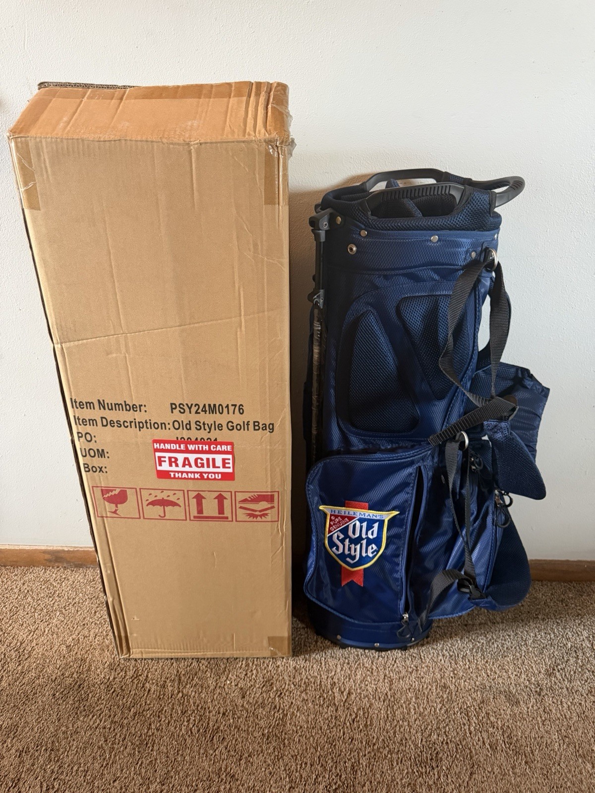 OLD STYLE BEER PROMOTIONAL GOLF BAG PGA TOUR GOLFING SPORTS MIB NEW G HEILEMAN
