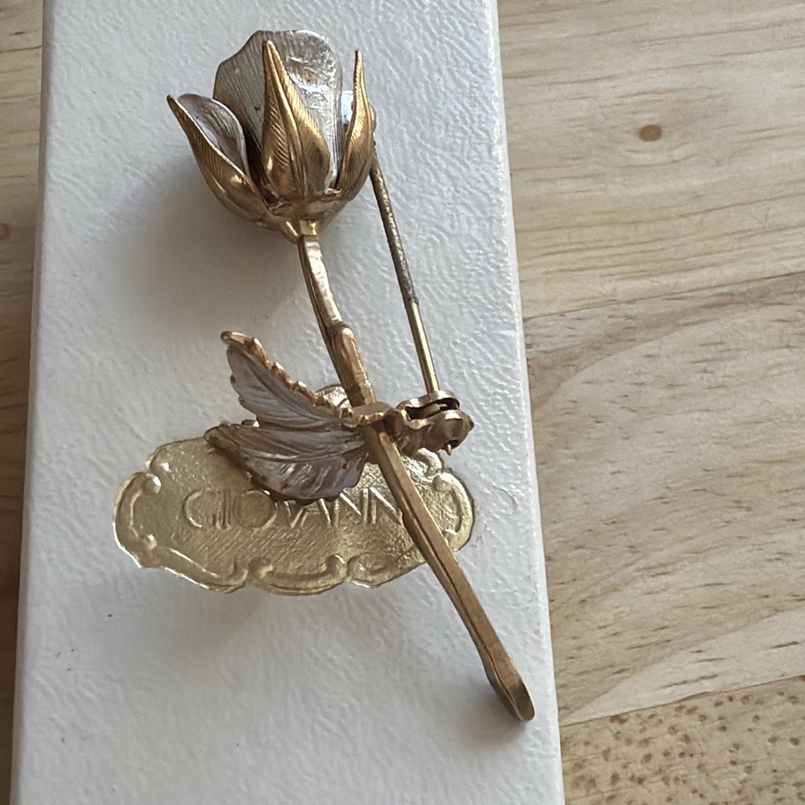 Vintage Giovanni Rose Brooch Gold-tone Metal Antique 1970s Used