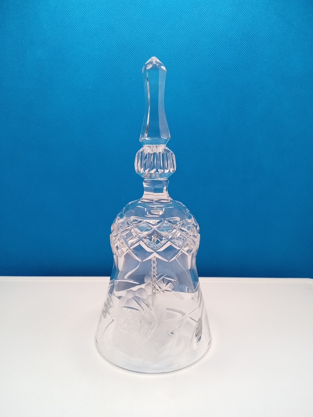 Vtg Violetta Crystal Bell Hand Cut 24% Lead Crystal See Description Grandma Chic Vtg Violetta Crystal Bell Hand Cut 24% Lead Crystal See Description Grandma Chic
