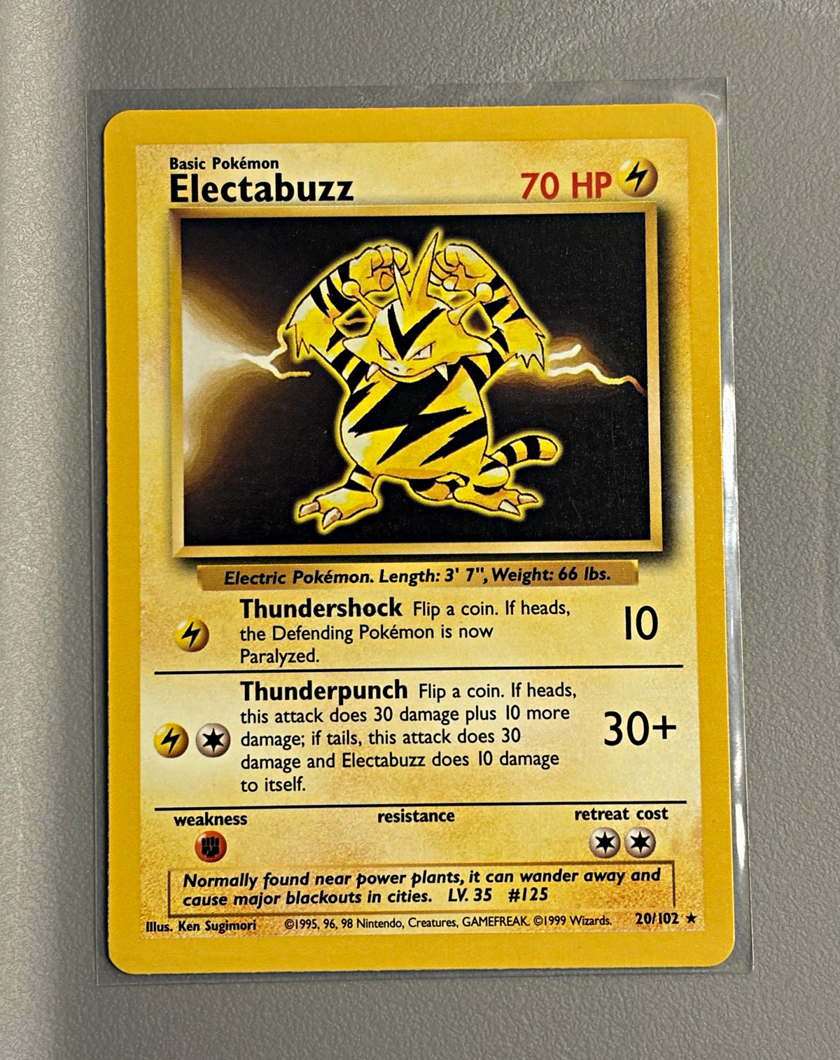 Pokémon TCG Base Set Electabuzz 20/102 HP Clean card