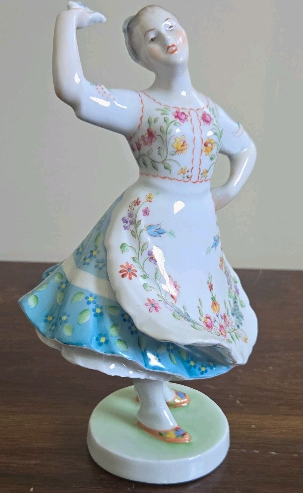 Vintage Zsolnay Pécs Hungary Porcelain Hungarian Folk Dancer Figurine Mod 17