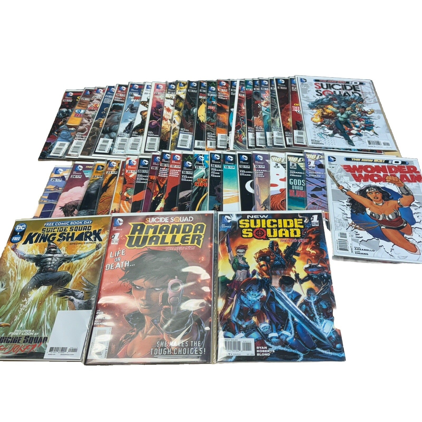 44 DC Comic Book Lot Suicide Squad Wonder Woman Amanda Waller New 52 King Shark